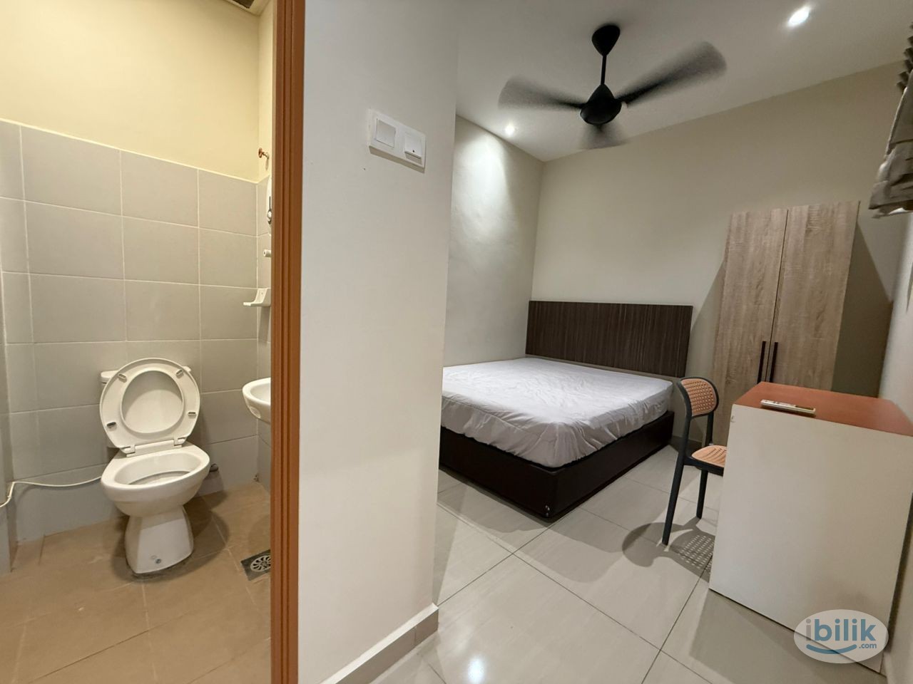 🎈✋RM 745 - Master Room at Taman Mount Austin, Johor Bahru ( Accesible to Johor Jaya , Desa Jaya ) 🚩 - Image 2