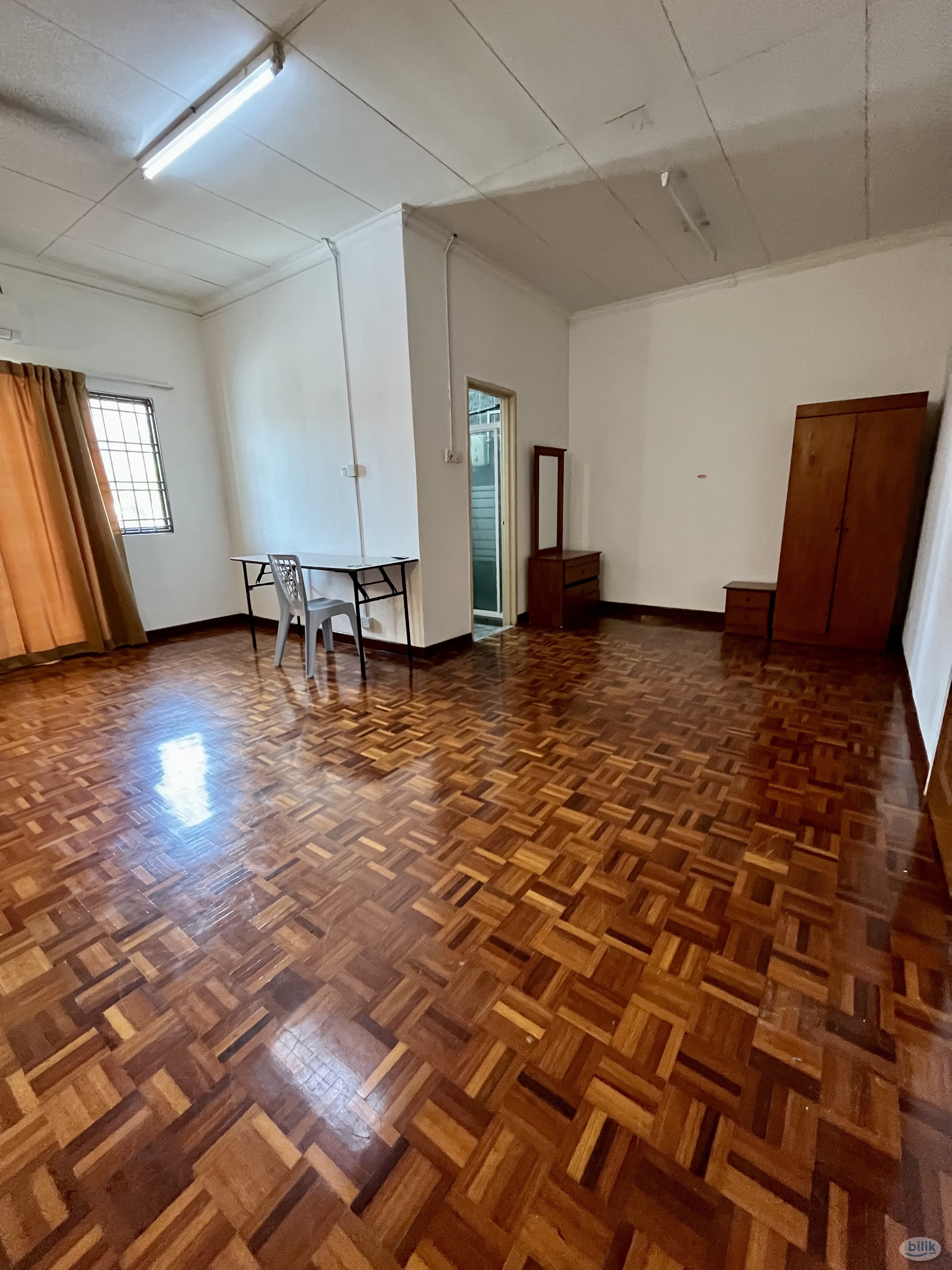 Master Room in BU1, Bandar Utama Near MRT Station 🚡 - Image 2