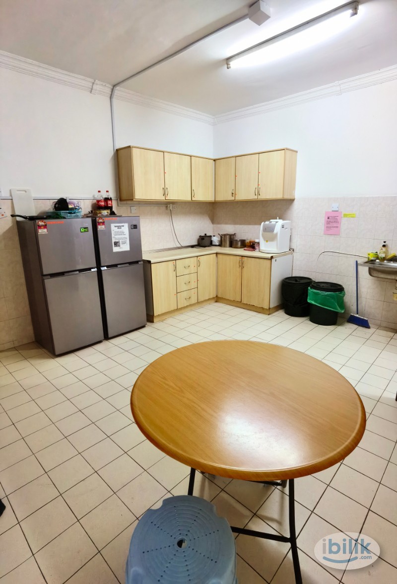 Master Room in BU1, Bandar Utama Near MRT Station 🚡 - Image 4