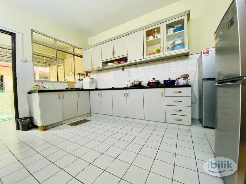 Room for Rent in BU4, Bandar Utama Near Mutiara Damansara / Kayu Ara - Image 3