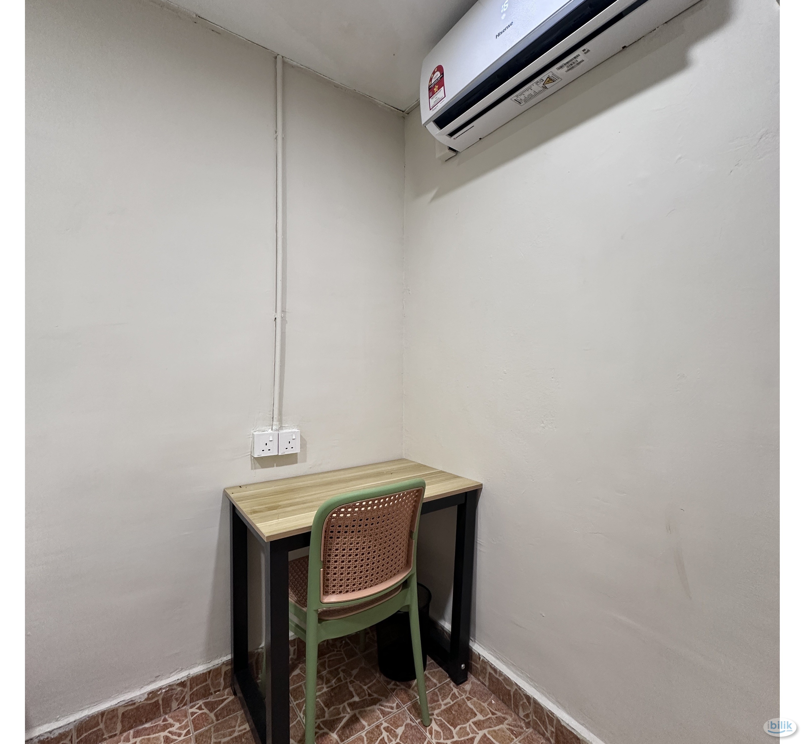 Near to Pasar Seni MRT🚗 Furnished Room at Brickfields near Petaling Street - Image 3