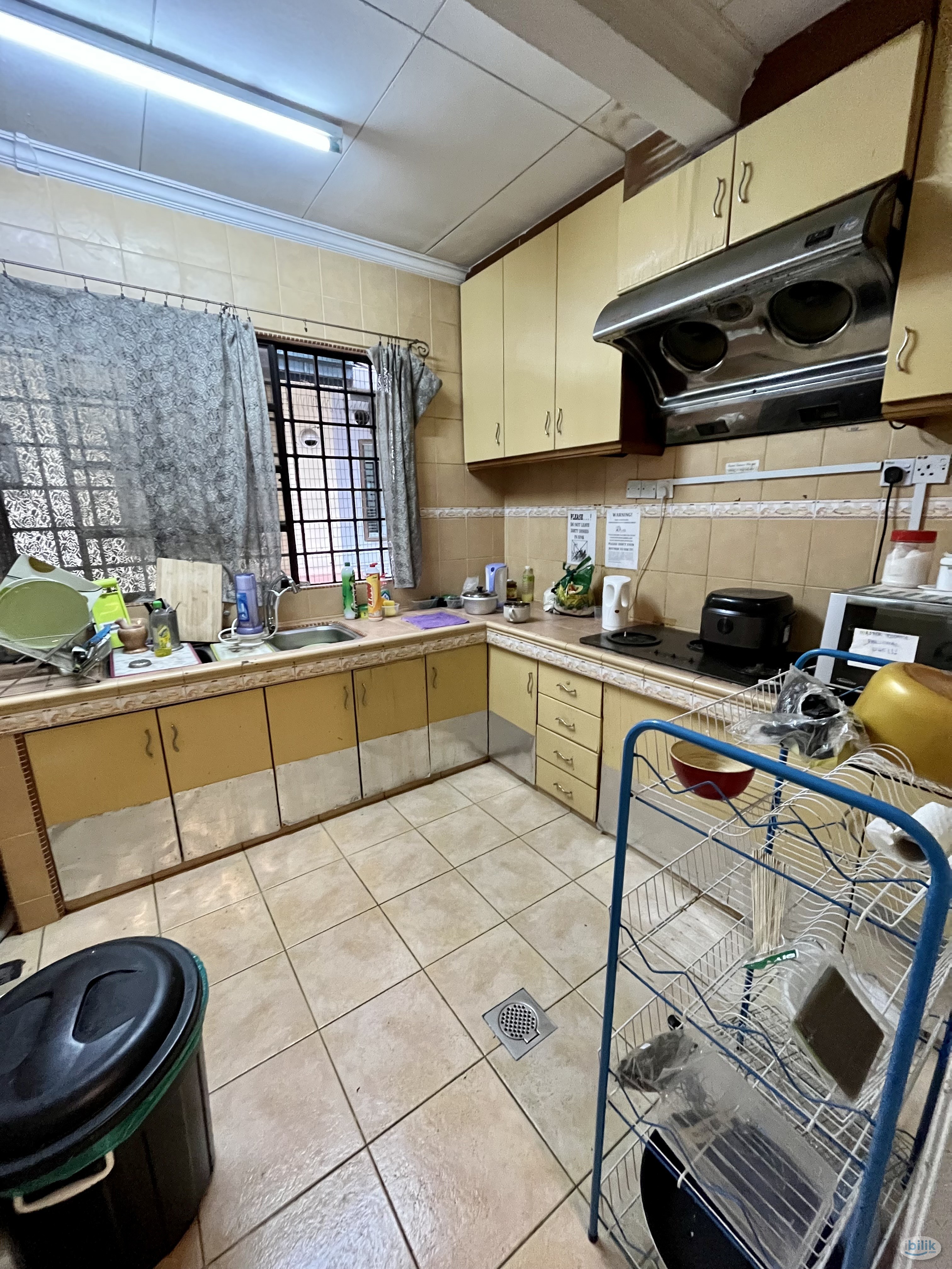 12mins 🚶‍♀️ First City University. Master Room Rent in BU10, Bandar Utama Near CentrePoint - Image 3