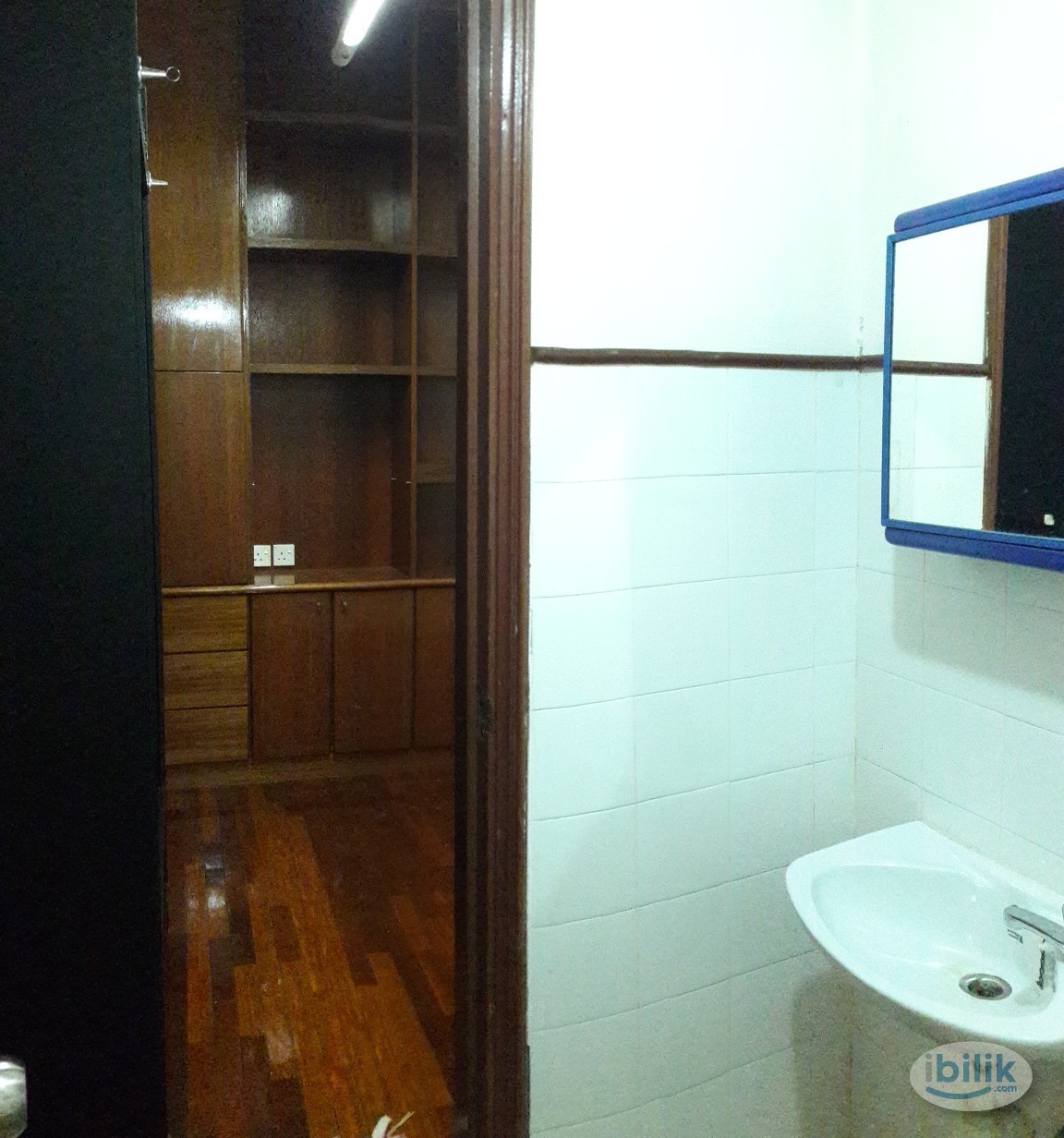 Mini Master Single Room attach bath Bistari WTC city centre KLCC Bukit Bintang Masjid India - Image 3