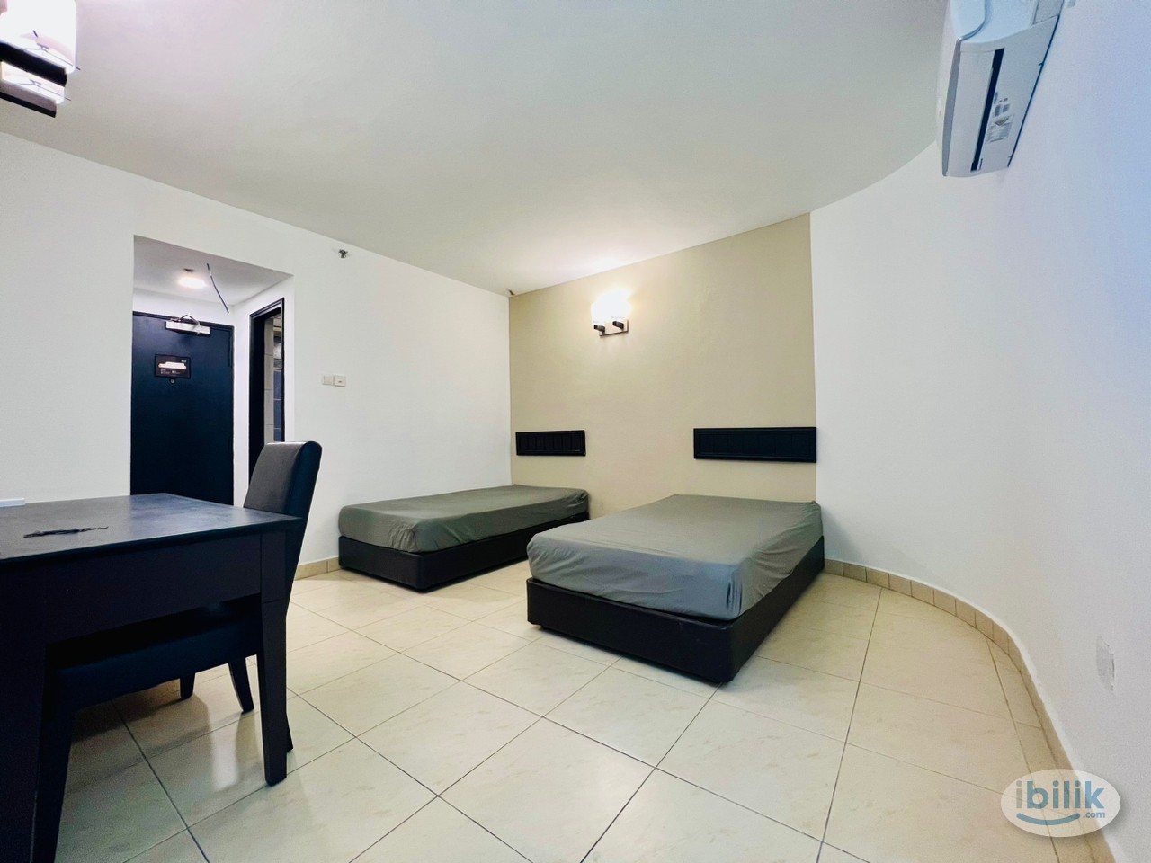 📍CIQ JB ROOM FOR RENT🏡LOW DEPOSIT🏡MASTER BEDROOM🏡  walking distance CIQ, Johor Bahru ( Nearer than R&F ) - Image 3