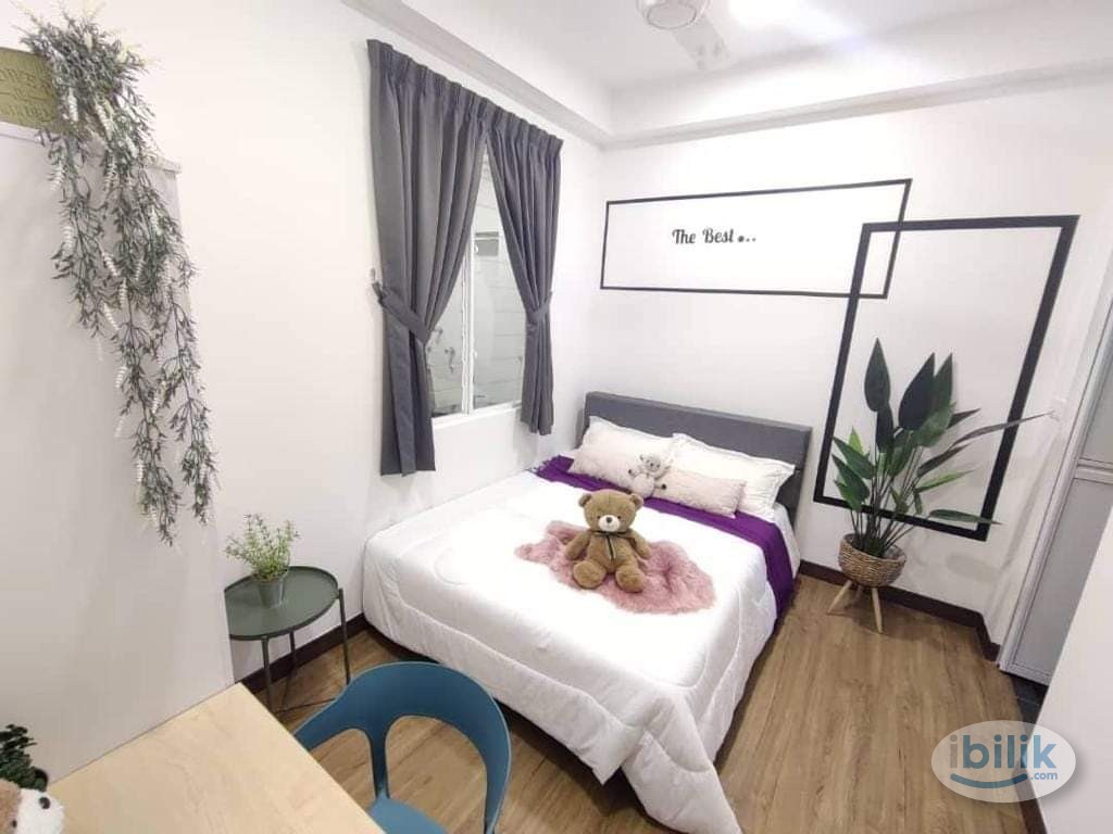 Female room at Ken Damansara 1 - Image 2