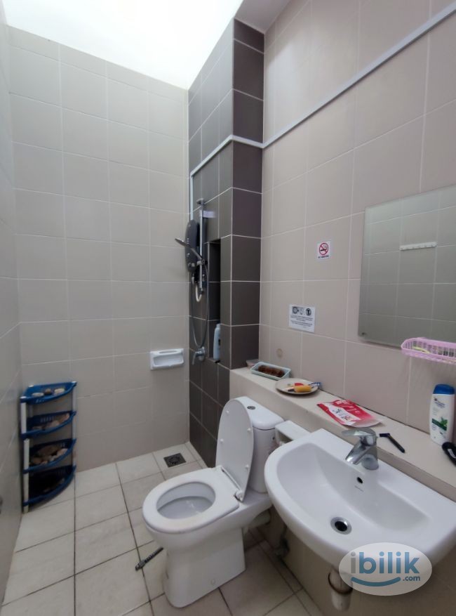 One month deposit 🌈 Single Room at Setia Utama, Setia Alam - Image 2