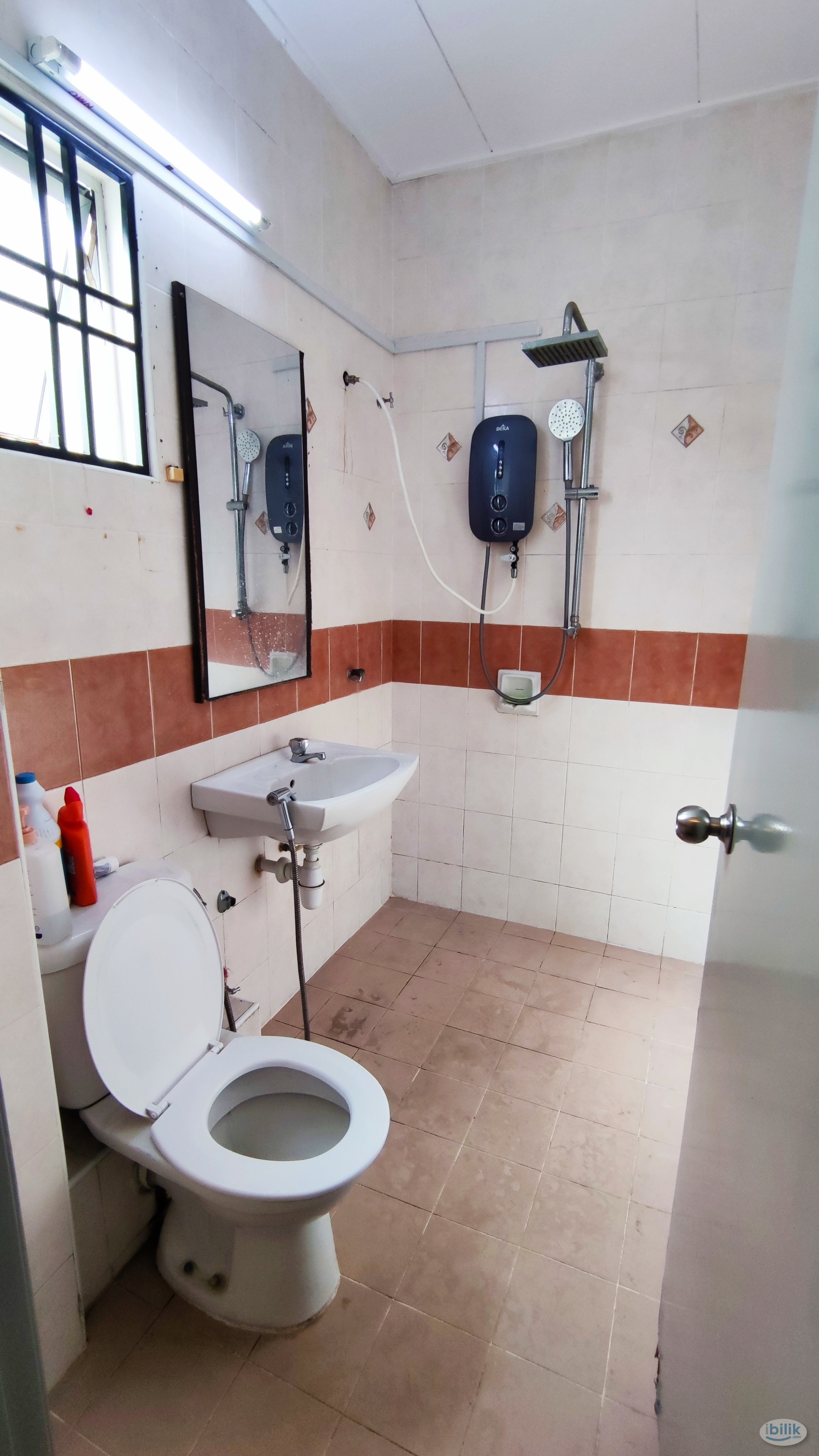 One month deposit 🚀 Middle Room at Setia Impian, Setia Alam - Image 3