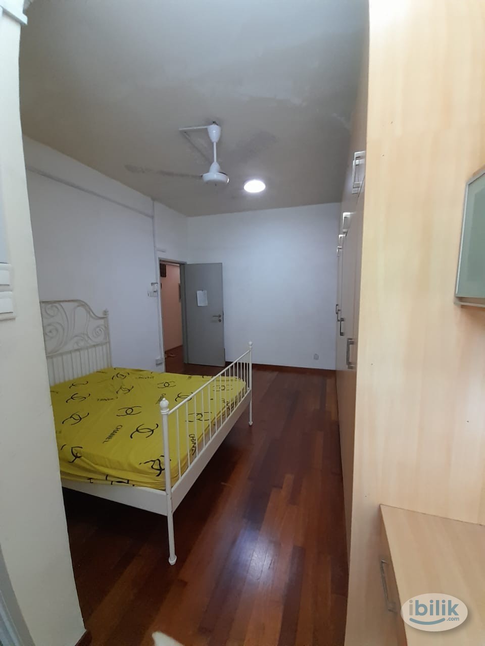 Middle Room at Bukit Tinggi , Klang With Private Bathroom  HOT UNIT - Image 2