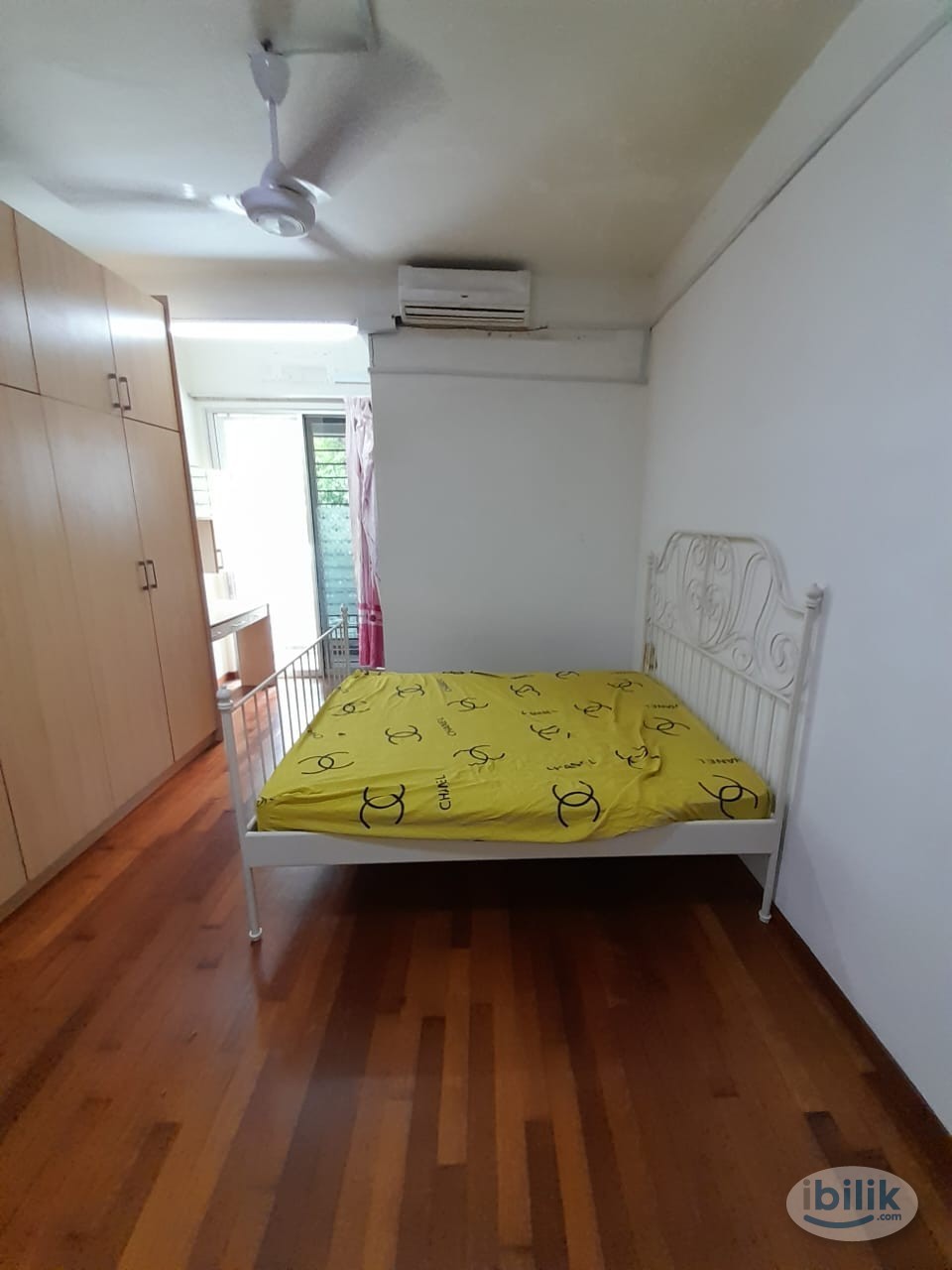 Middle Room at Bukit Tinggi , Klang With Private Bathroom  HOT UNIT - Image 1