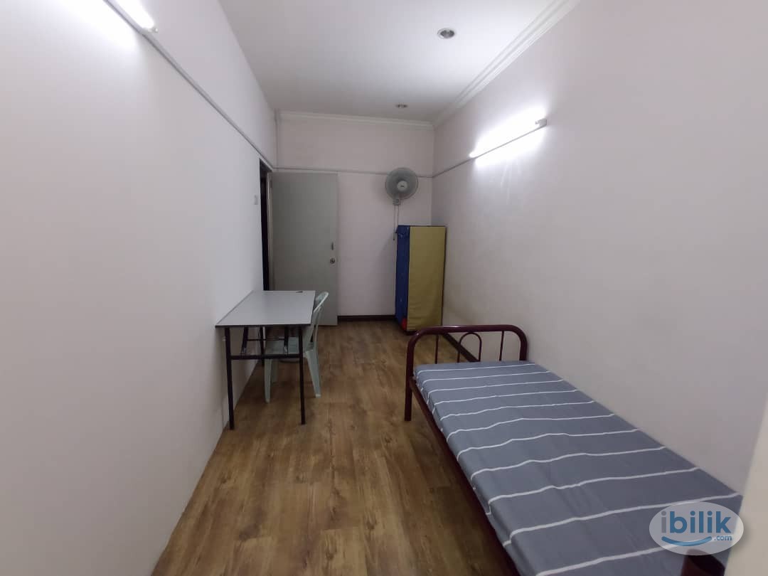 One month deposit ⛳ Single Room at Bandar Puteri Puchong, Puchong - Image 1