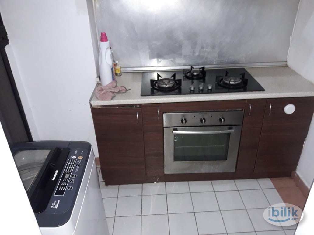 Female Single room at glomac Centro Bandar utama - Image 5