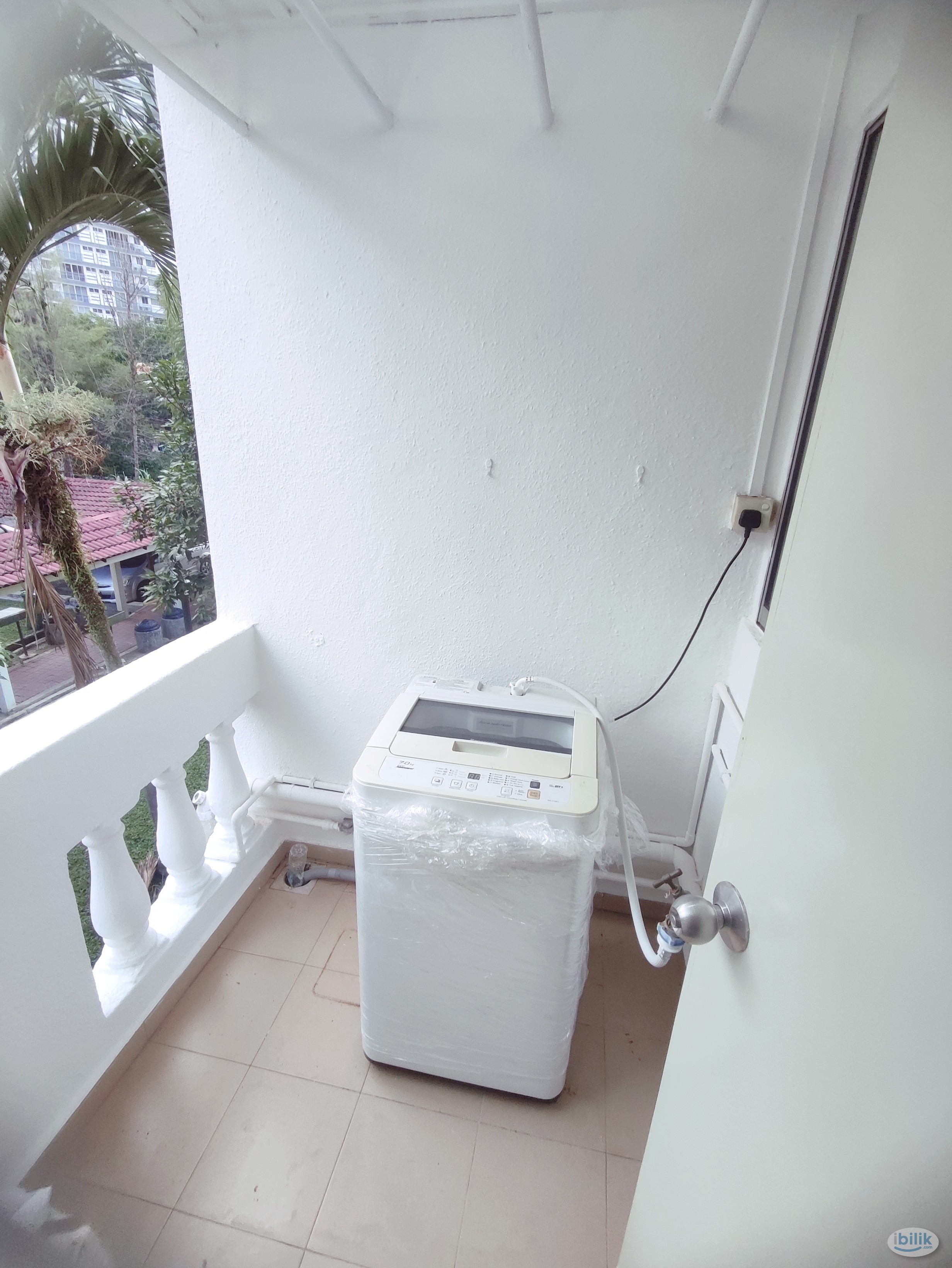 Female room at glomac Centro - Image 3