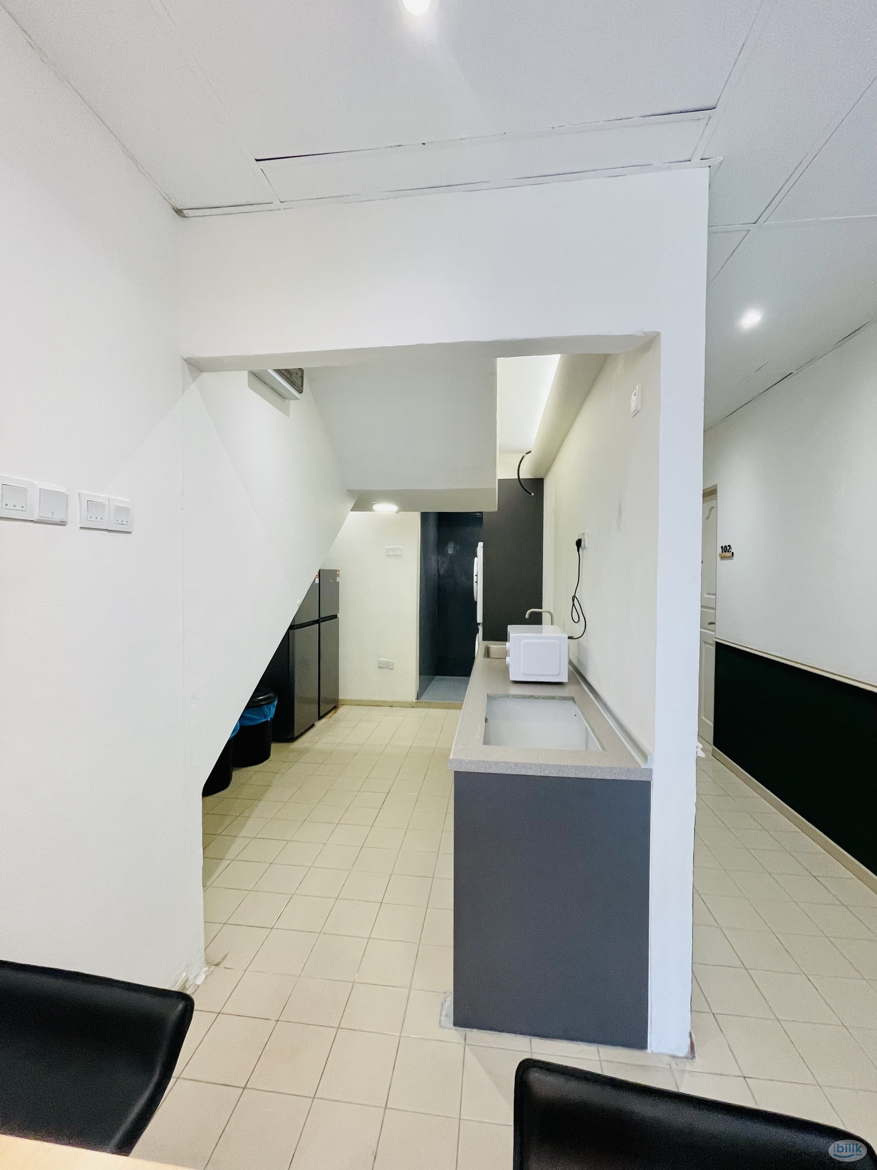 Co-living hotel room for rent at damansara uptown, walking distance to starling mall - Image 5