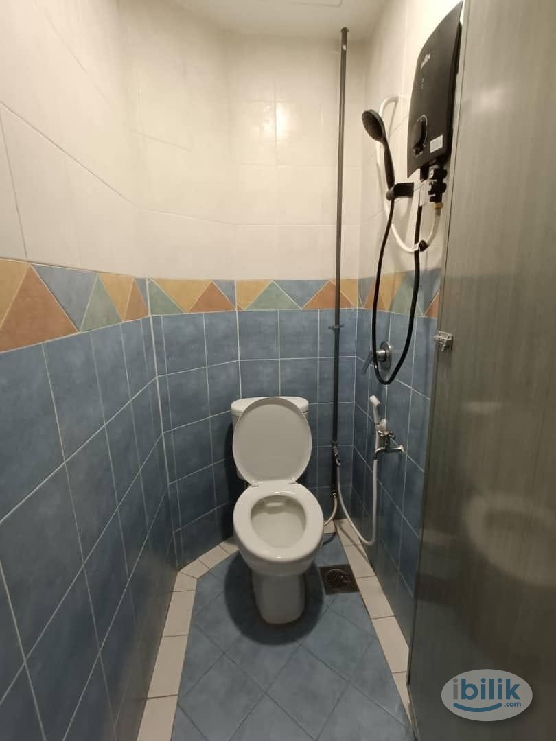 BIG BIG OFFER 🤑LEFT LAST 3 ROOM ONLY🫴🏻  SUBANG PERMAI SHAH ALAM PRIVATE ROOM TO RENT WITH BATHROOM ATTCH🎈🎈 - Image 4