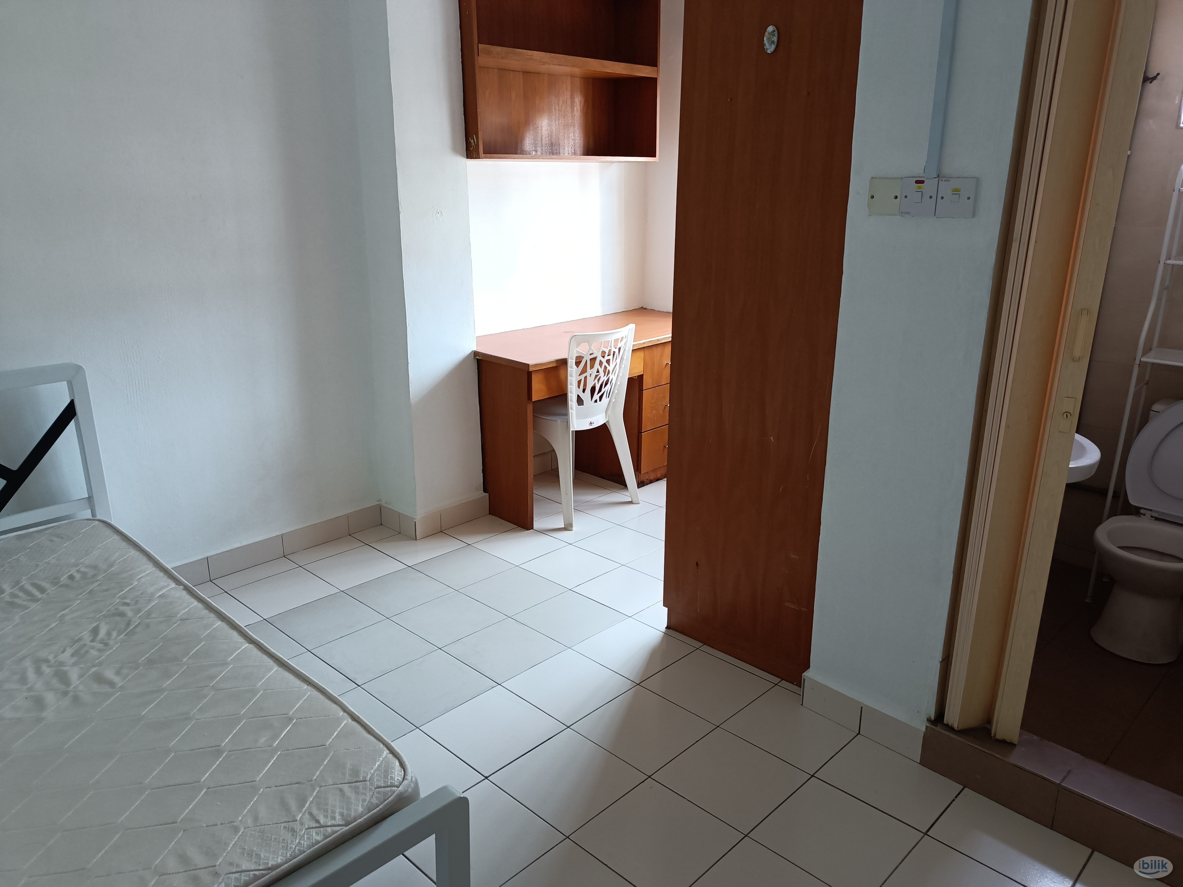 Single Room attached with bathroom @ Jalan Templer, Seksyen 1A, Petaling Jaya | *Low Deposit - Image 1
