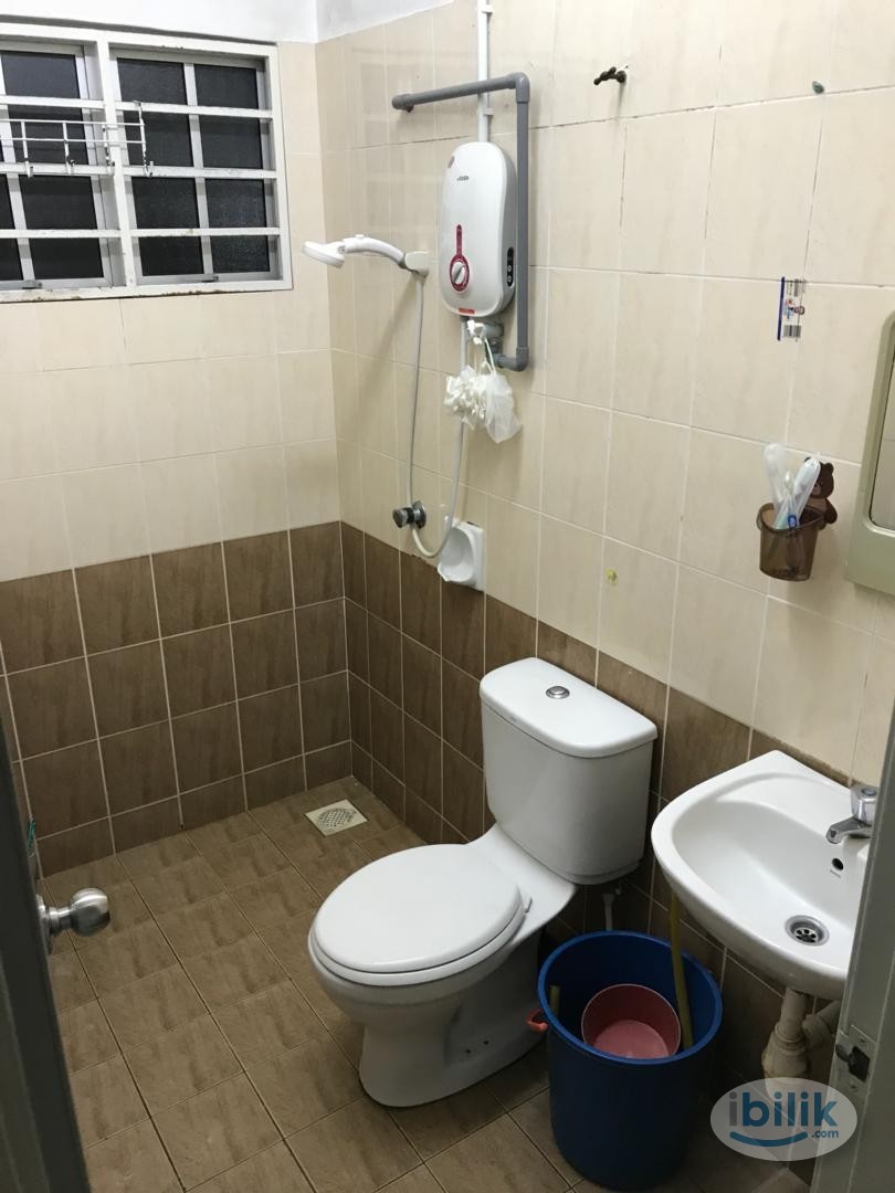 Include Water & Eletricity&Wifi,Best Hygiene ,Looking Couple /Female Chinese - Image 3