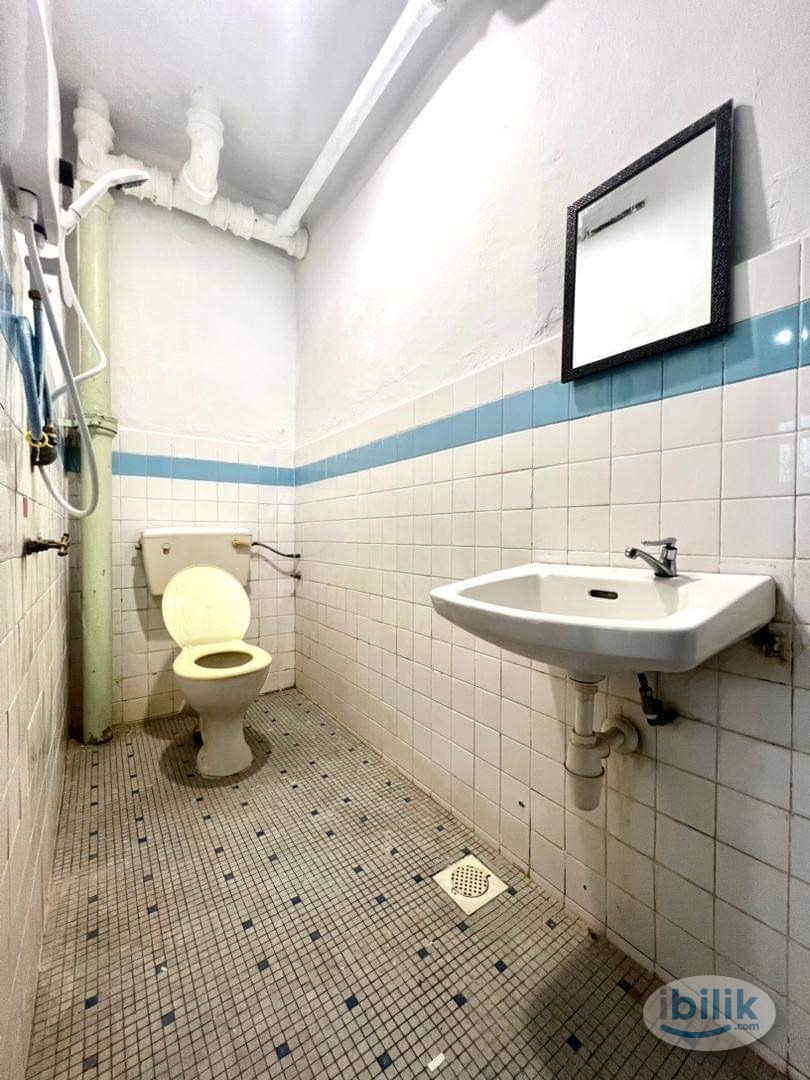 🌈PRIVATE ROOM 🚗NEAR JB SENTRAL🍁LOW DEPOSIT - Image 3