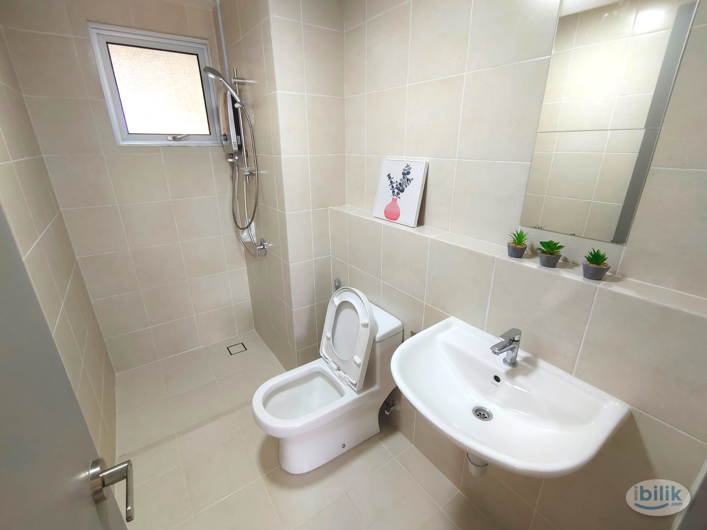Master Room FOR RENT at Telok Panglima Garang - Image 3