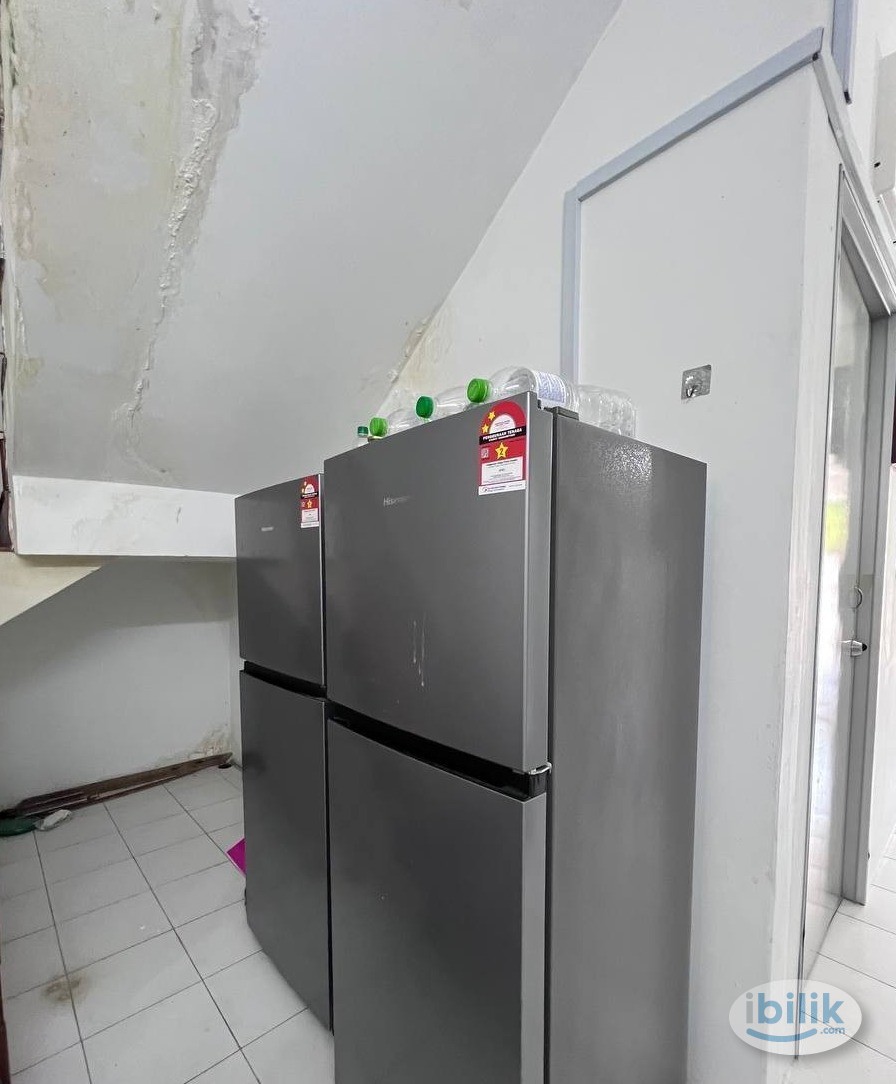 One month deposit 🌈 Single Room at Setia Alam near SCM Mall, Lotus Setia Alam - Image 1
