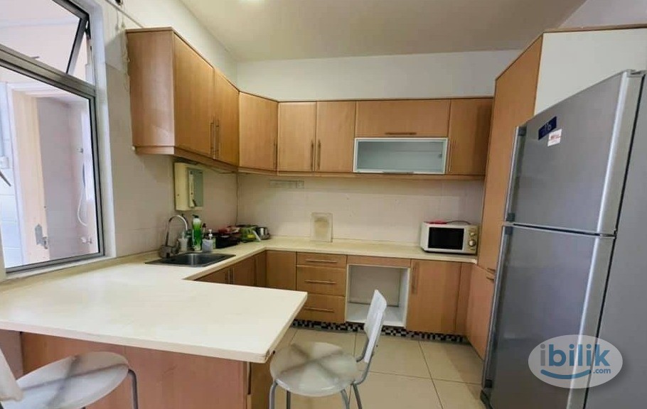 One month deposit🌈Middle Room at Bukit Rimau, Shah Alam 5mins to AEON BiG & Gamuda Walk Mall - Image 3