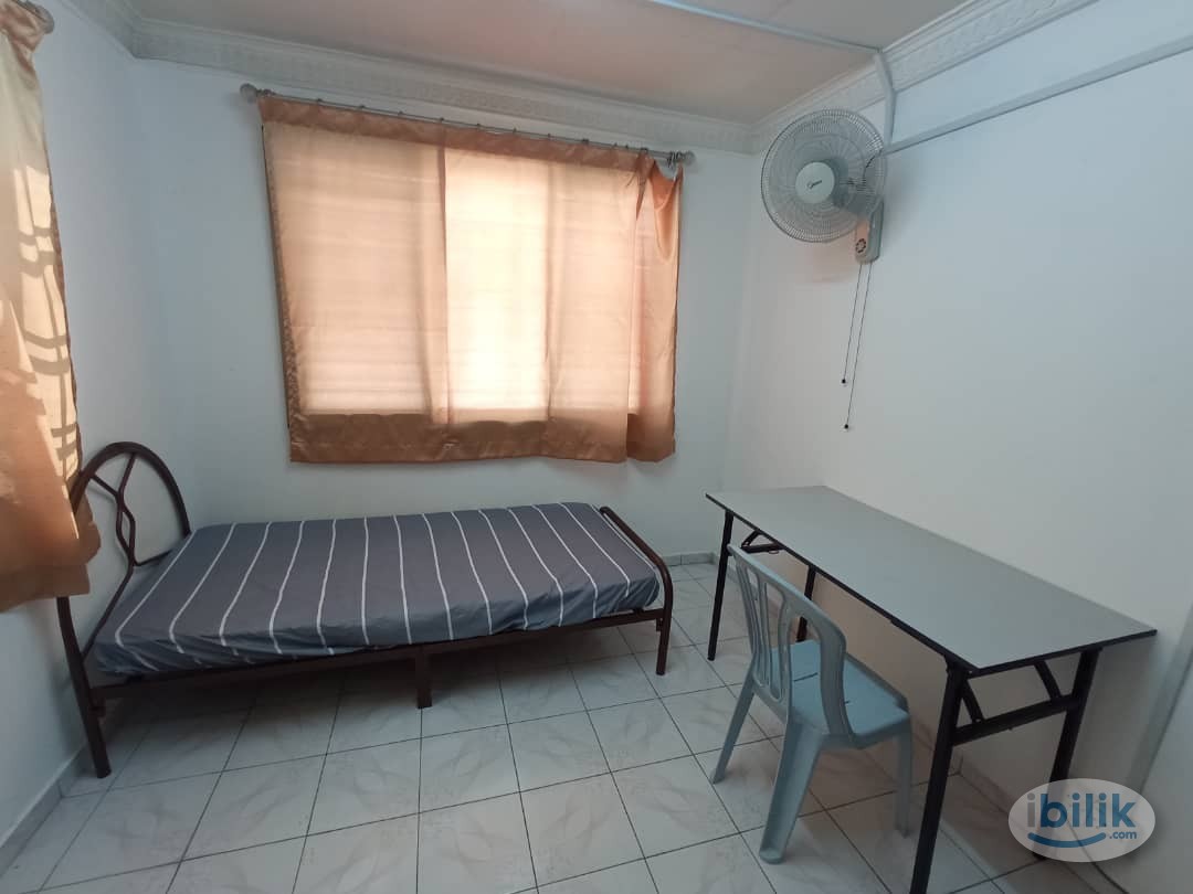 One Month Deposit ☘️ Comfy Room to Rent at Bandar Puchong ☘️ - Image 1