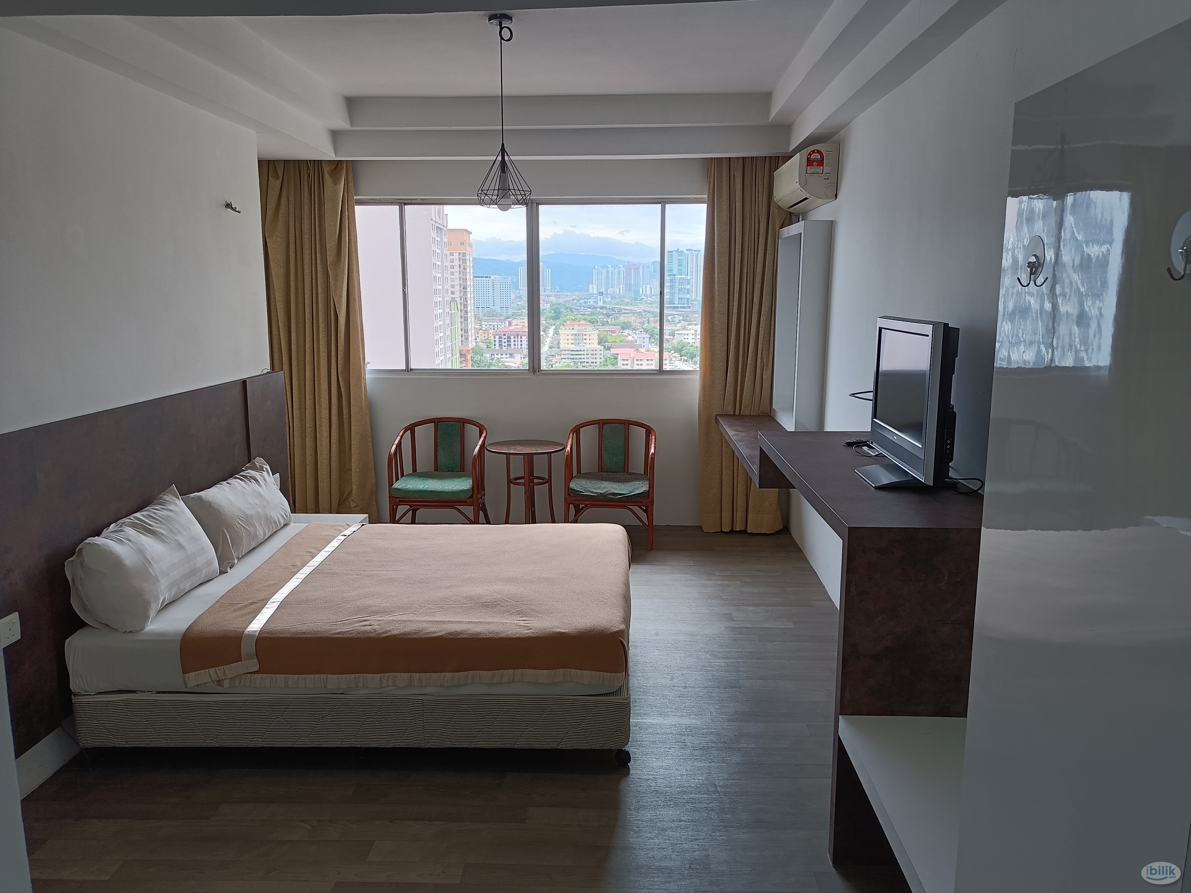 Master Room at CoLiving / Co Living / Co-Living, Chow Kit - Image 1