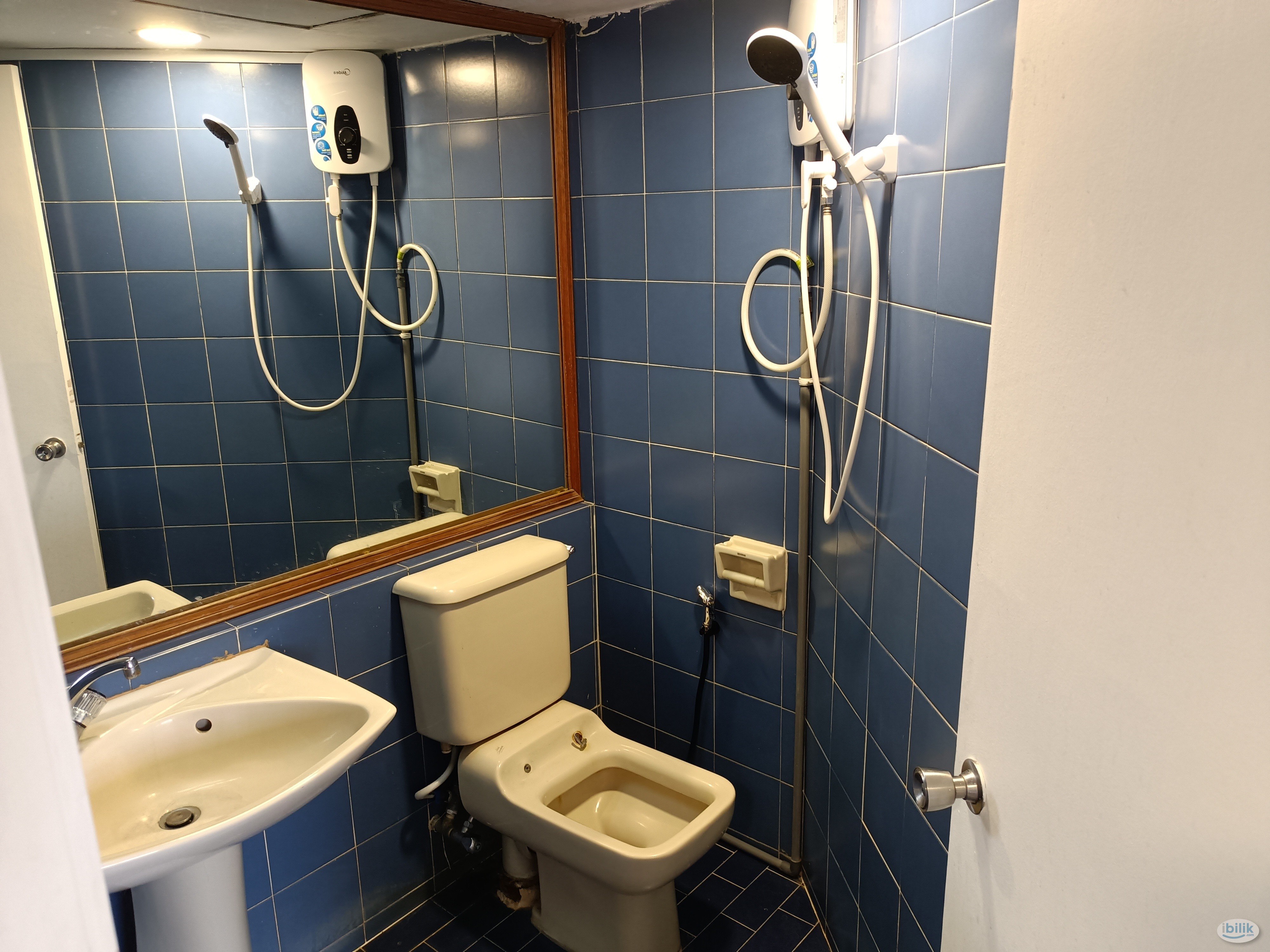 Master Room at CoLiving / Co Living / Co-Living, Chow Kit - Image 4