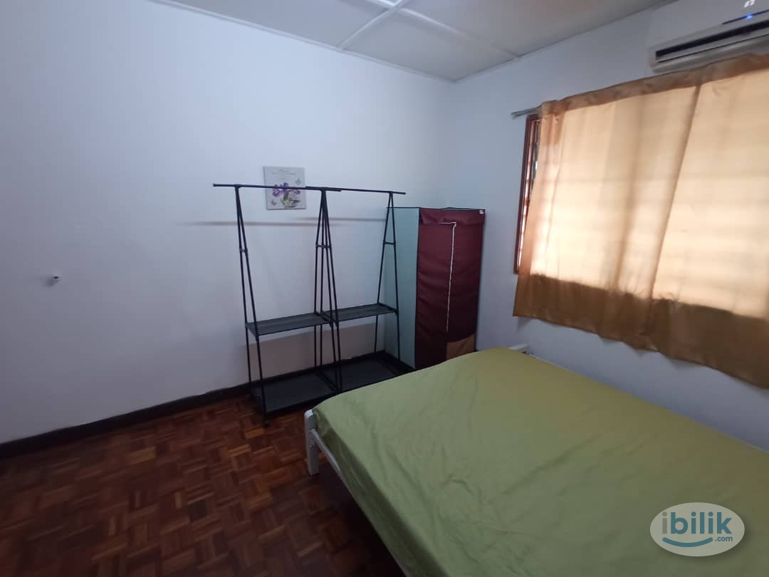 Comfy Medium Room for rent near LRT Station Bandar Puchong Jaya🌈 - Image 2
