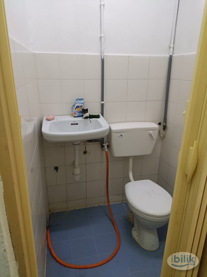 Single Room at Pandan Jaya, Pandan - Image 1