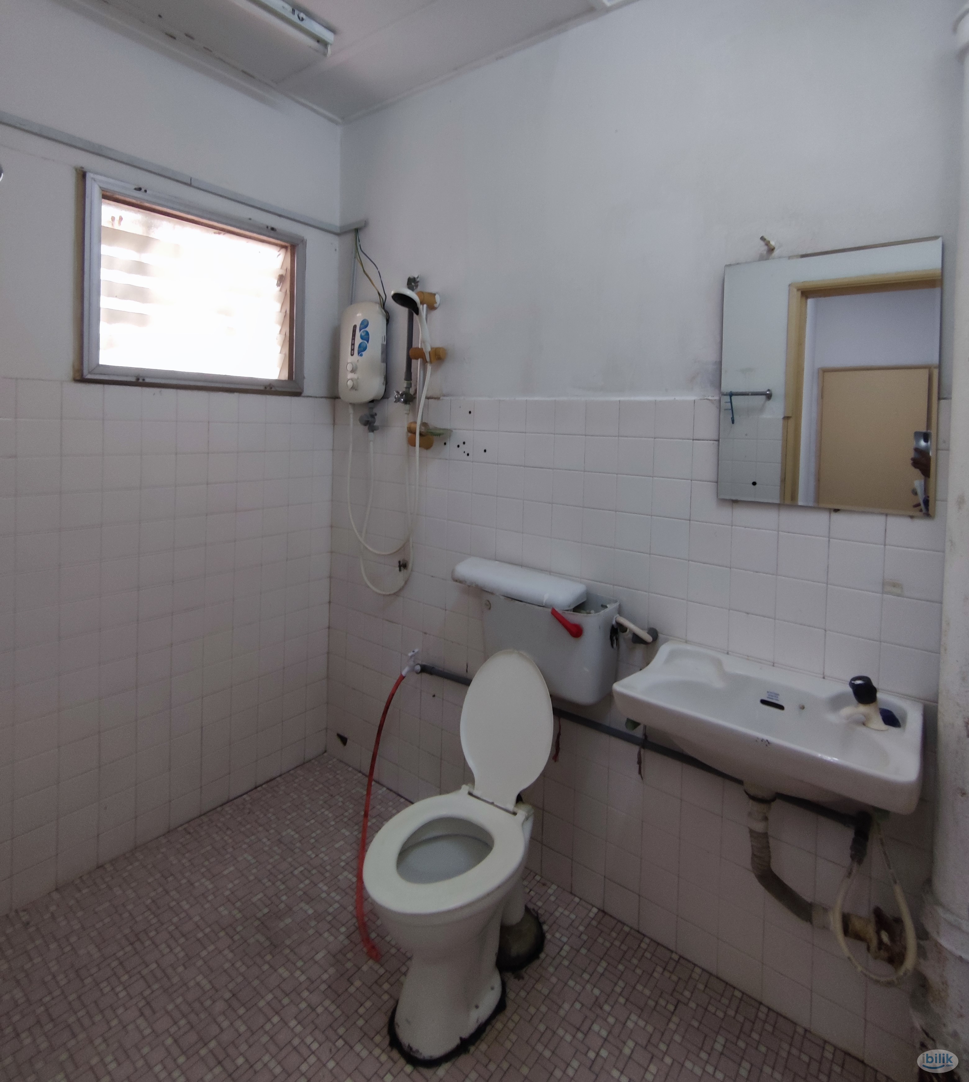 One month deposit 🛌 Middle Room at Kelana Jaya near to Taman Mayang - Image 3