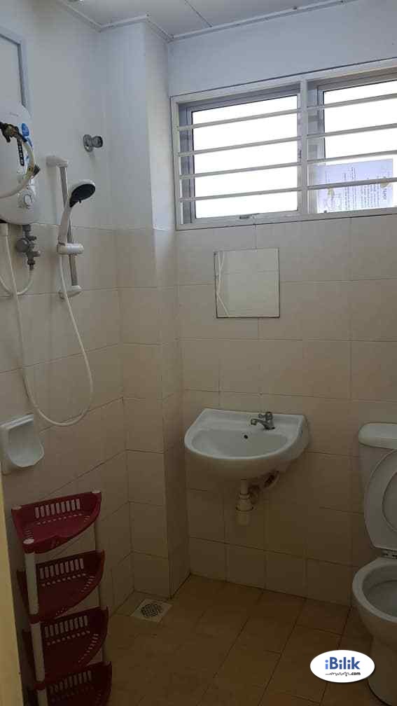 ZERO DEPOSIT Middle Room at Signature Park, Kota Damansara - Image 5