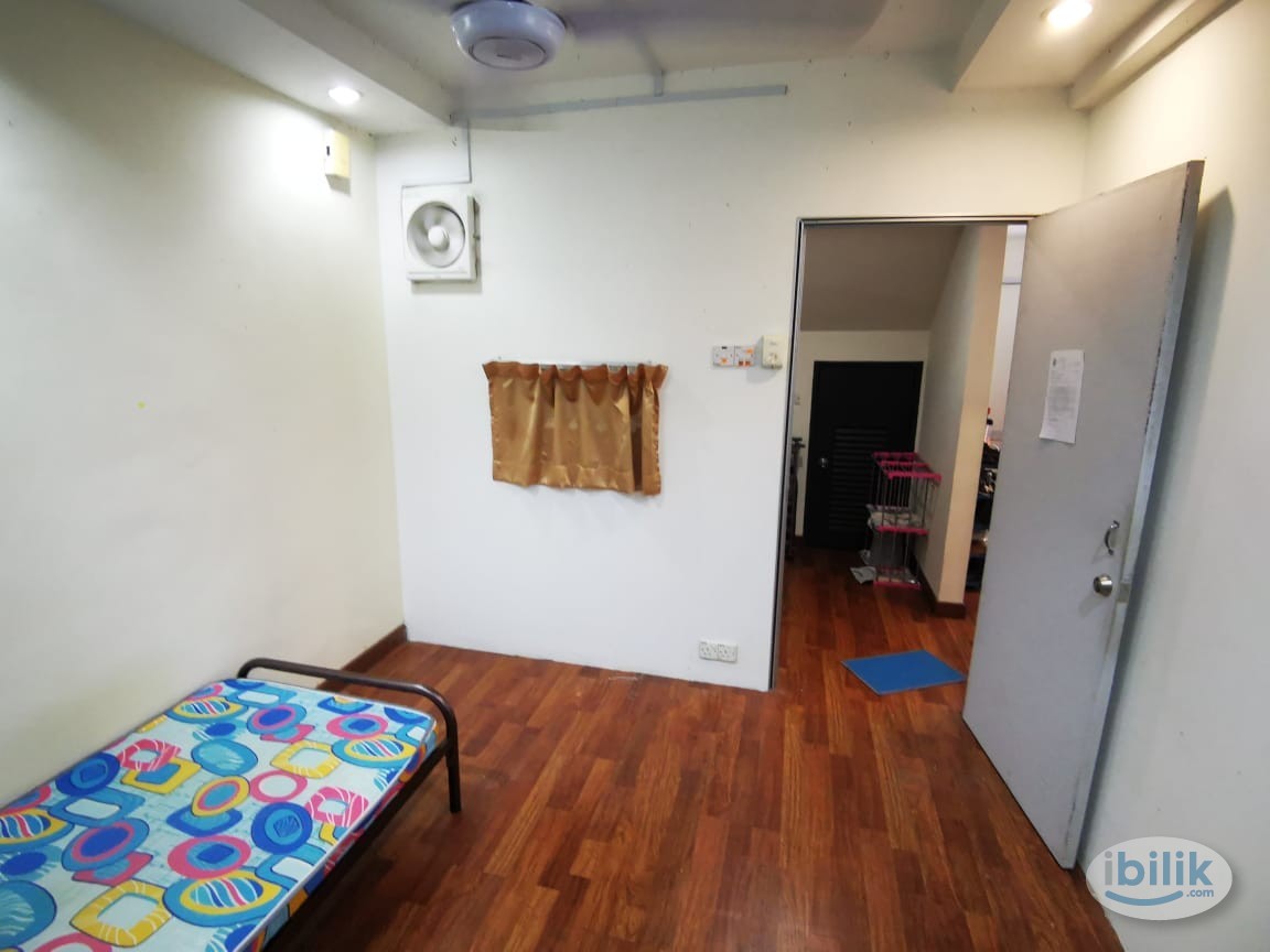 One month deposit 🌈 Fully Furnished Comfy Room at Sepah Puteri Kota Damansara - Image 1