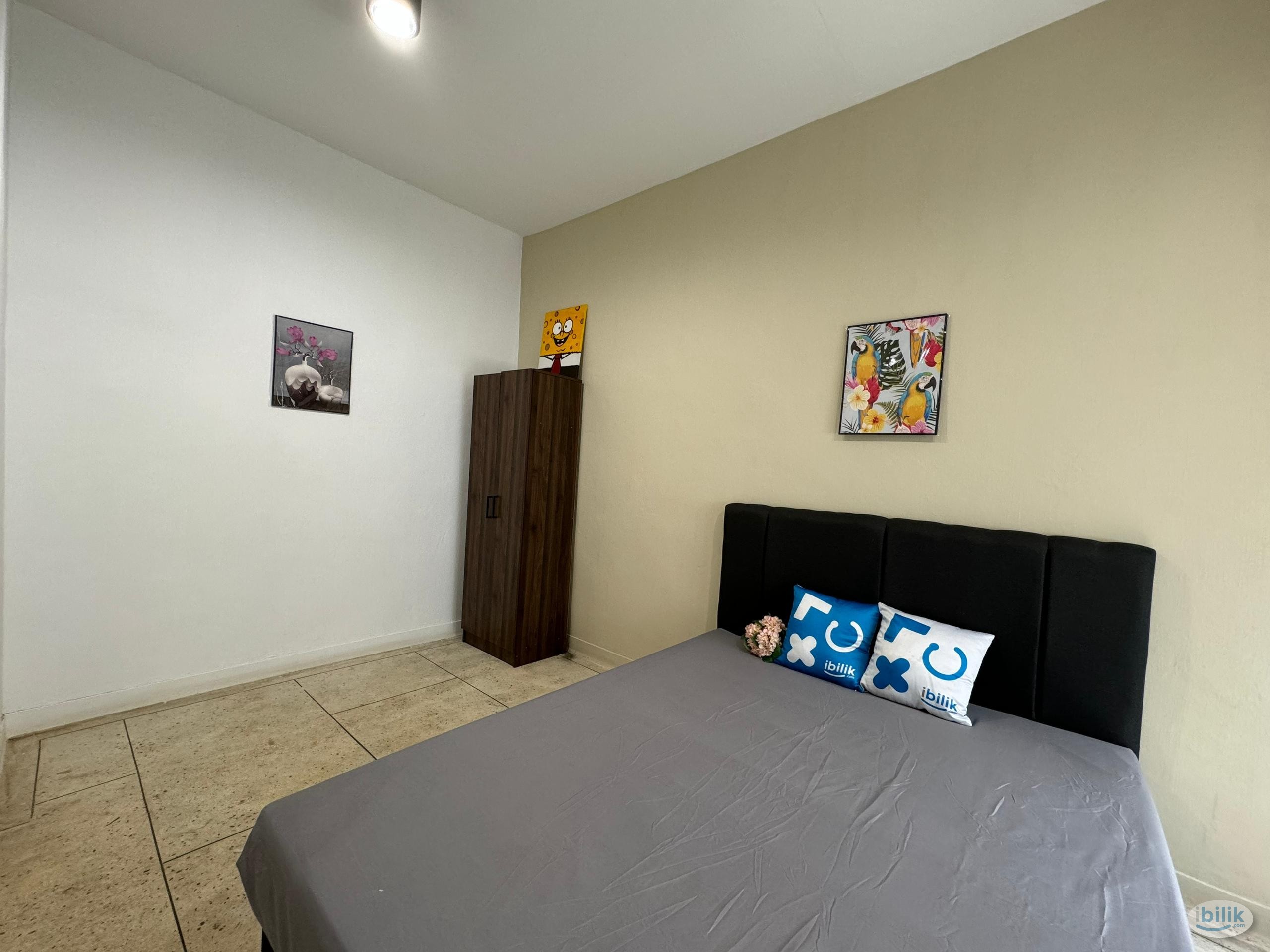 📍CIQ ROOM FOR RENT💰LOW DEPOSIT 🚶🏻‍♂️Waking Distance to CIQ at Johor Bahru, Johor - Image 1