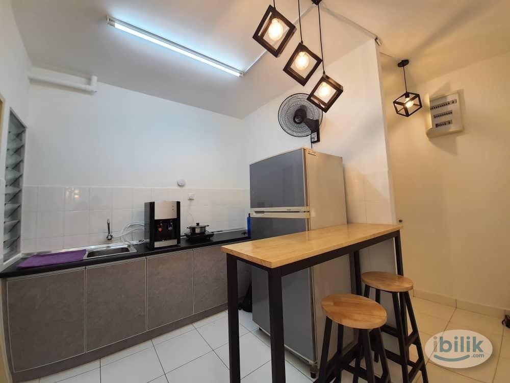 Medium rooms in Seri Pinang Apartment - Image 1