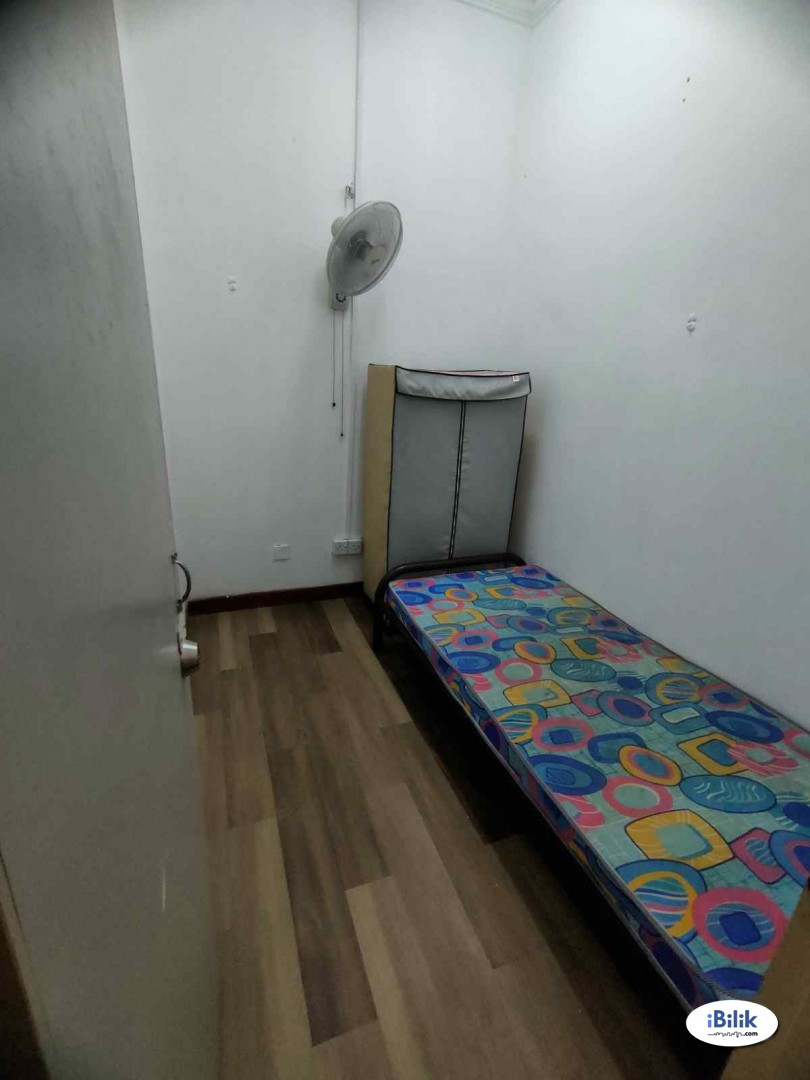 Single Room at Tropicana Indah, Tropicana - Image 4