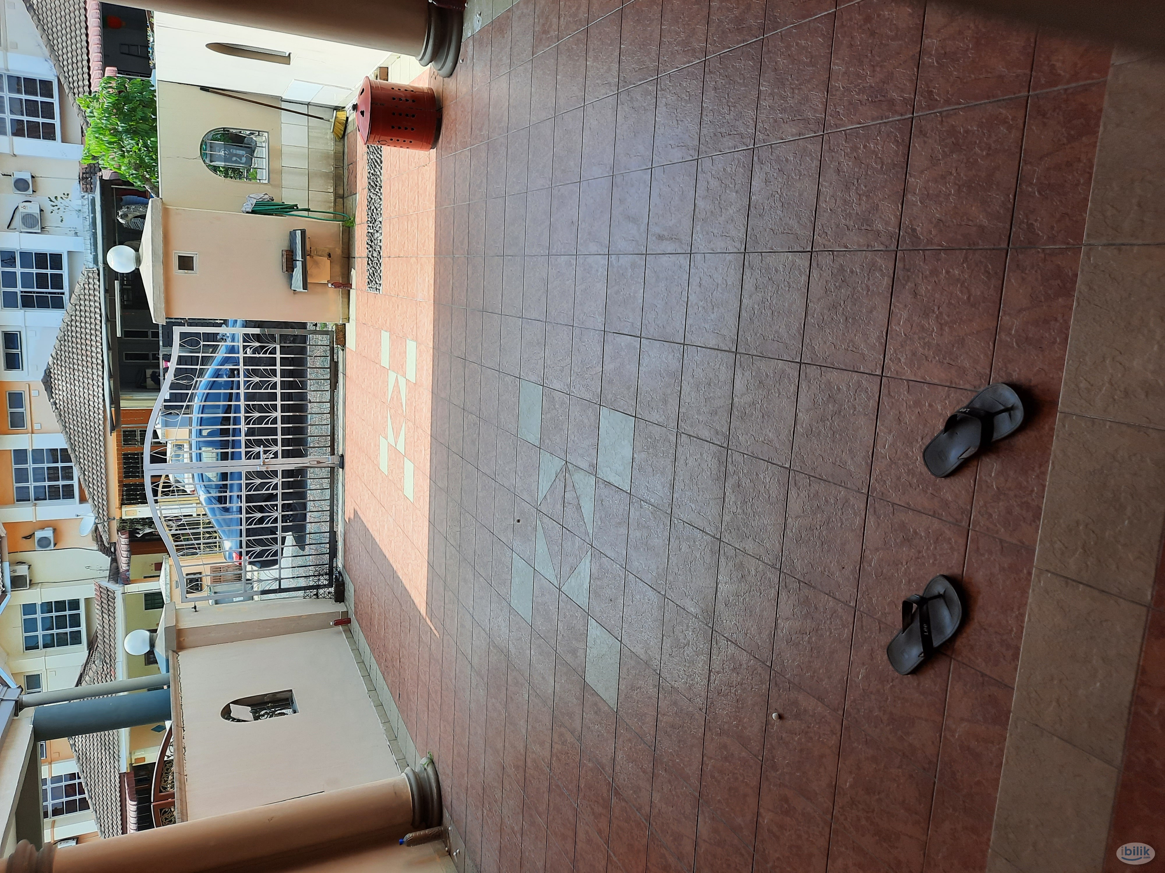 Single Room at Taman Mutiara Rini, Skudai - Image 3