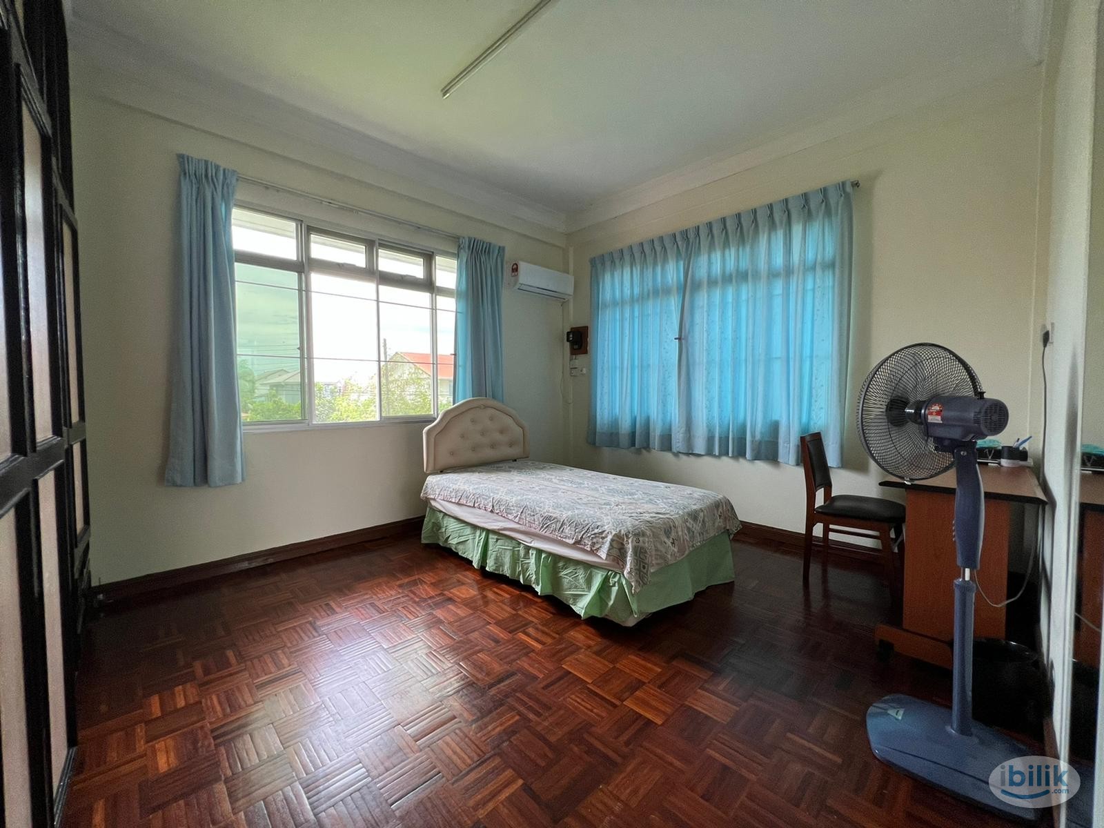 PUJUT Spacious Middle Room (1st floor) at Miri, Sarawak - Image 4