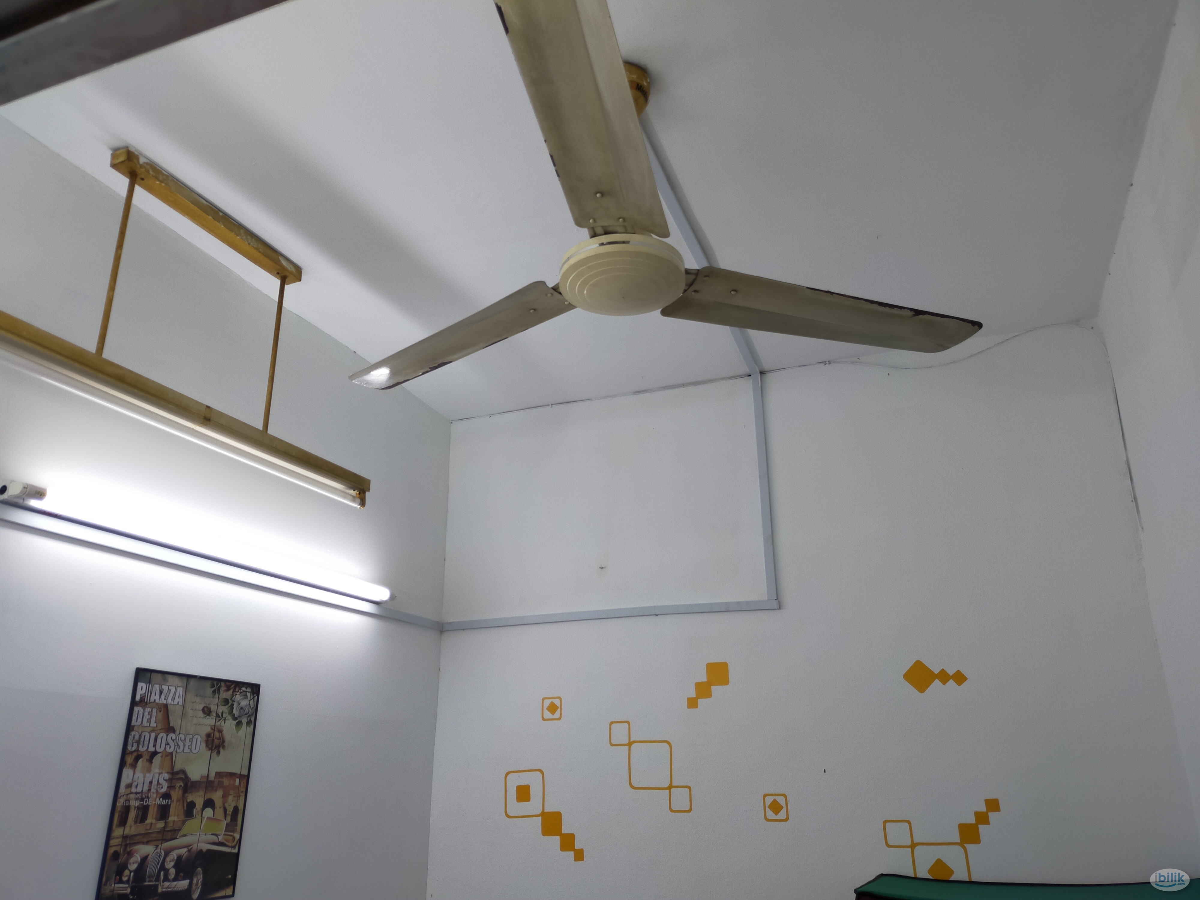 One month deposit 🌈 Single Room at Sri Petaling, Kuala Lumpur - Image 3