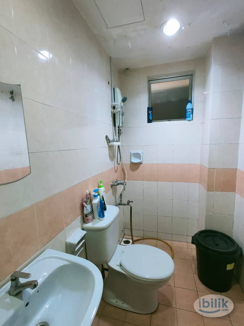 One month deposit 🌈 Medium Room for rent at Taman Fadason Kepong 🏡 - Image 2