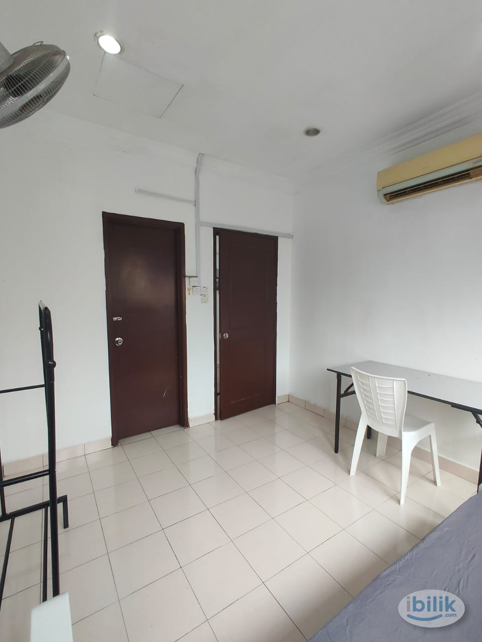 One month deposit 🌈 Medium Room for rent at Taman Fadason Kepong 🏡 - Image 5
