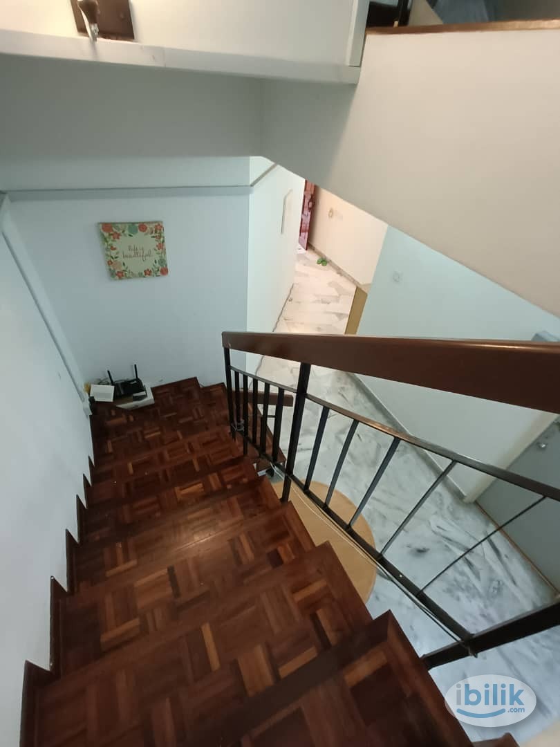 SINGLE ROOM WITH AIRCOND AT 📍📍JALAN WAWASAN 2/12🔥 WIFI PROVIDED , NEAR TO IOI MALL , SETIA WALK , AEON , GROCERY , FOOD  - Image 4