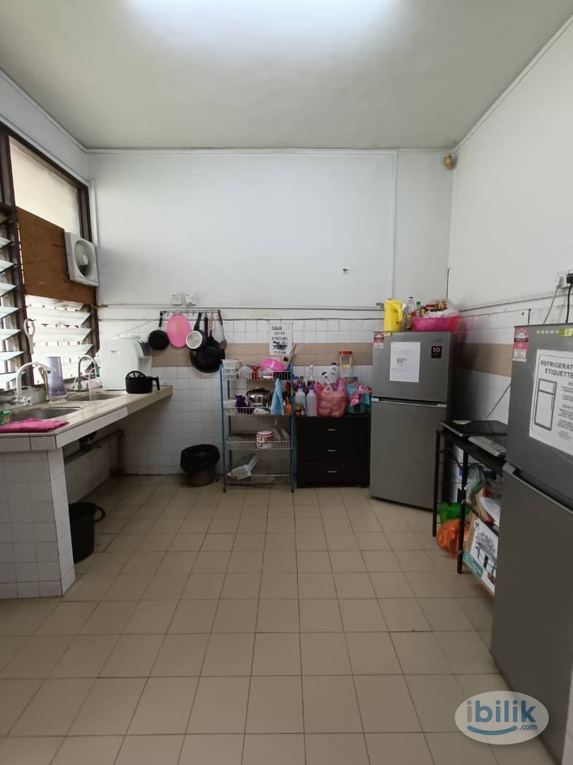 WINDOW MIDDLE ROOM AT TAMAN BUKIT MALURI 🔥🚩🚩FULLY SECURITY - Image 4