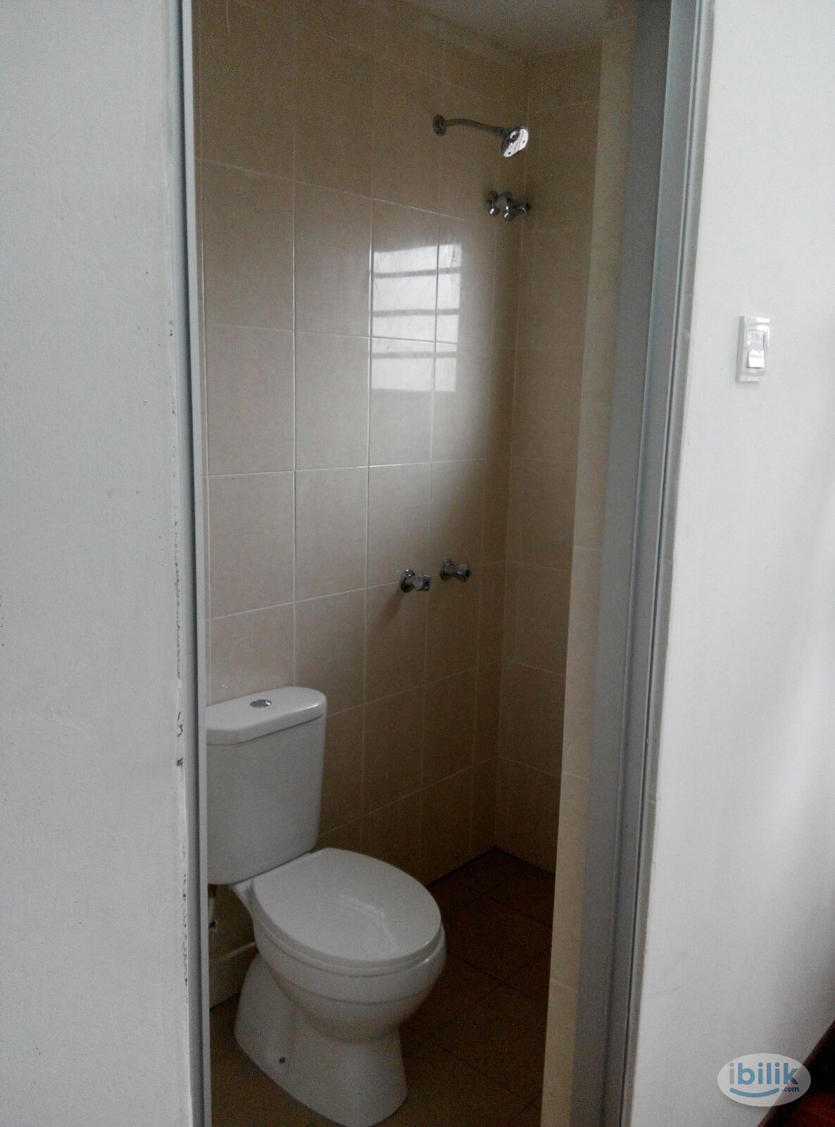 TAYLOR'S LAKESIDE - SPACIOUS Room at PJS 7, Bandar Sunway - Image 3
