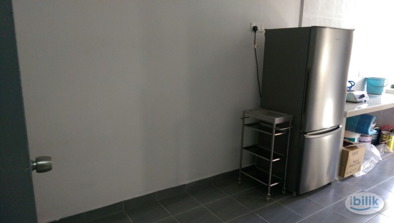 TAYLOR'S LAKESIDE - SPACIOUS Room at PJS 7, Bandar Sunway - Image 4