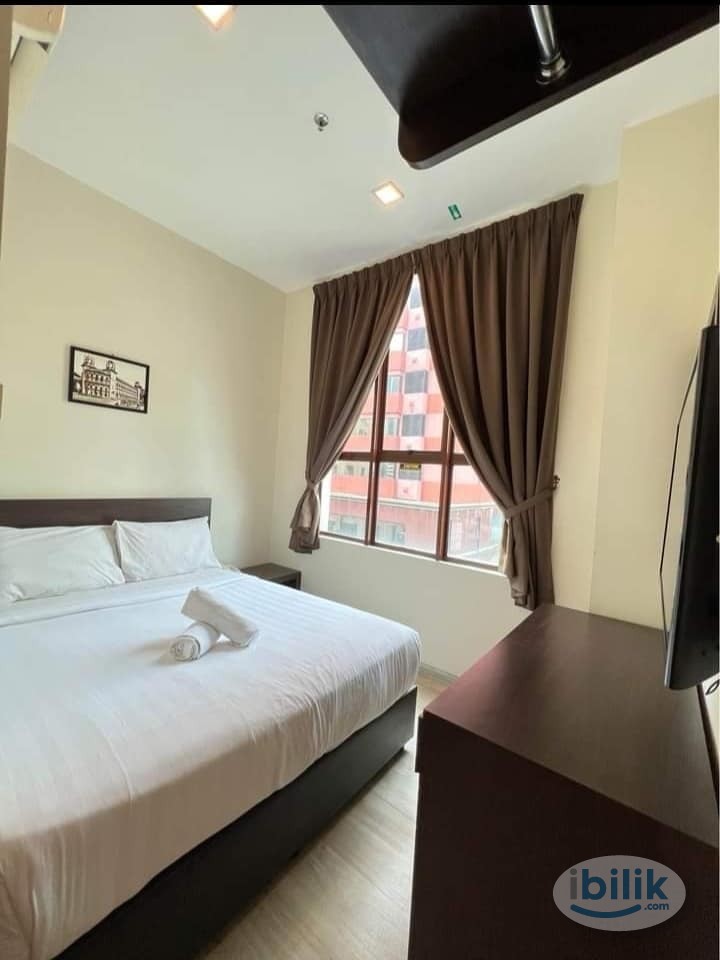 Middle Room at KLCC, KL City Centre - Image 4