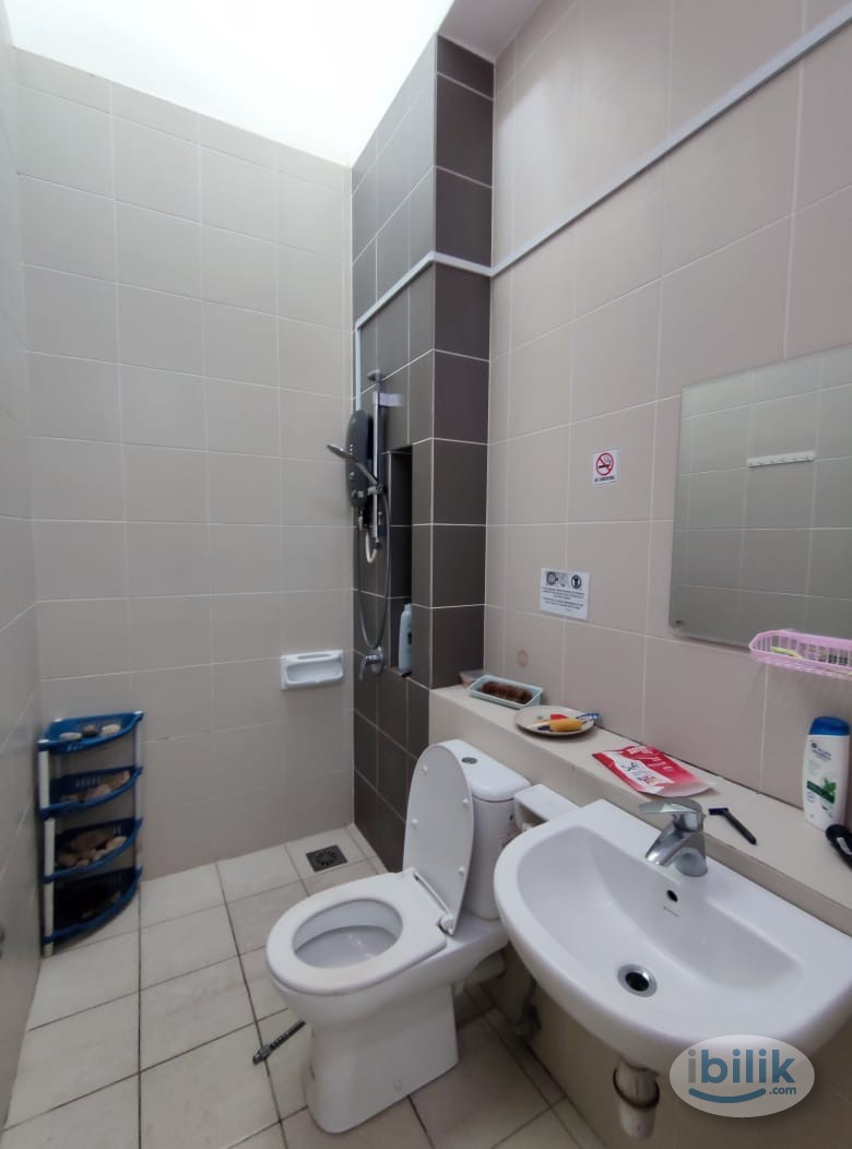 🎊Comfortable Private Room  @Setia Alam #14🎊 - Image 4