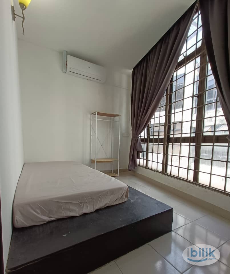 Single Room for rent in Pusat Perdagangan Subang Permai Shah Alam - Image 3