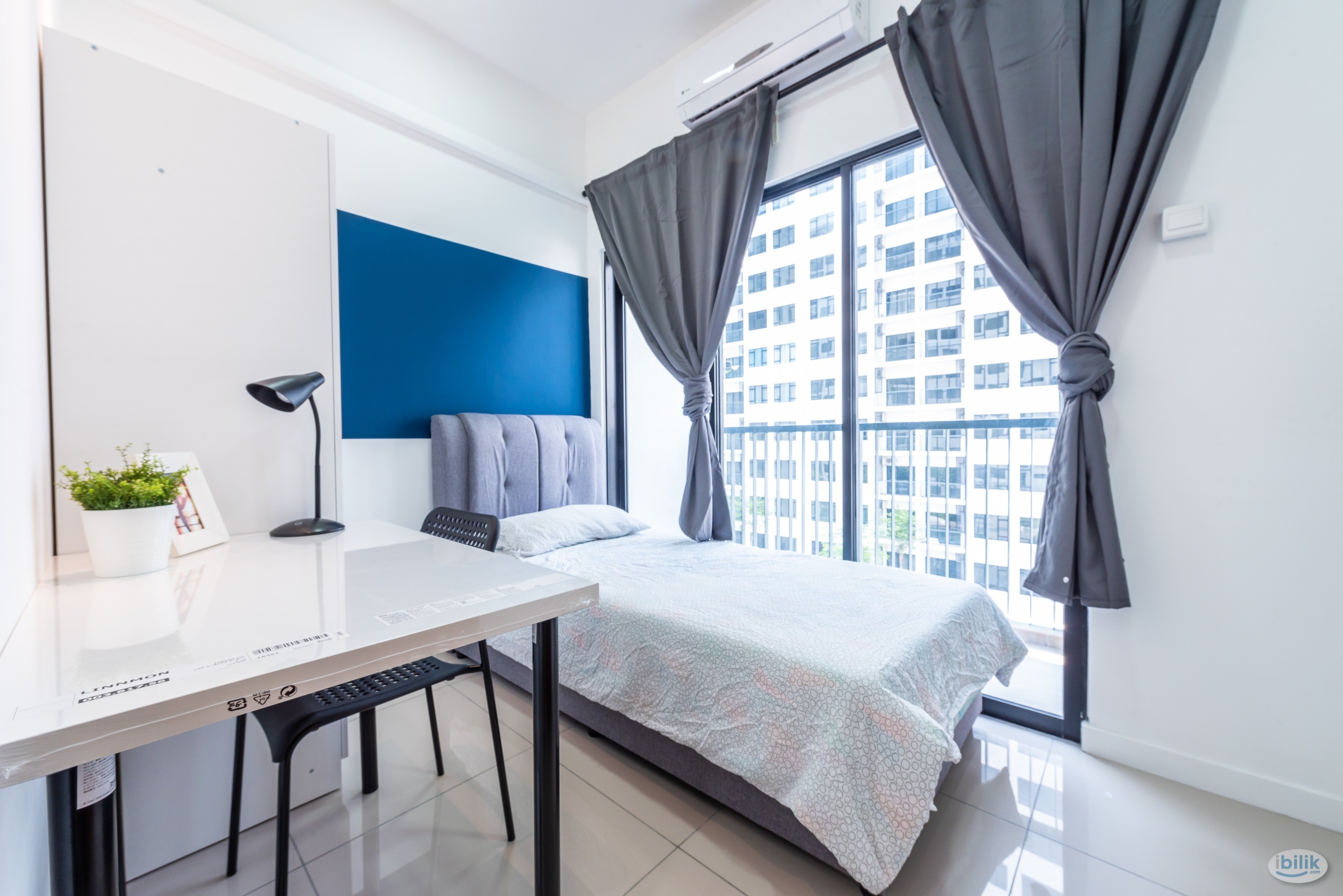 Room with Balcony Rent in The Greens @ Batu Tiga Shah Alam - Image 1