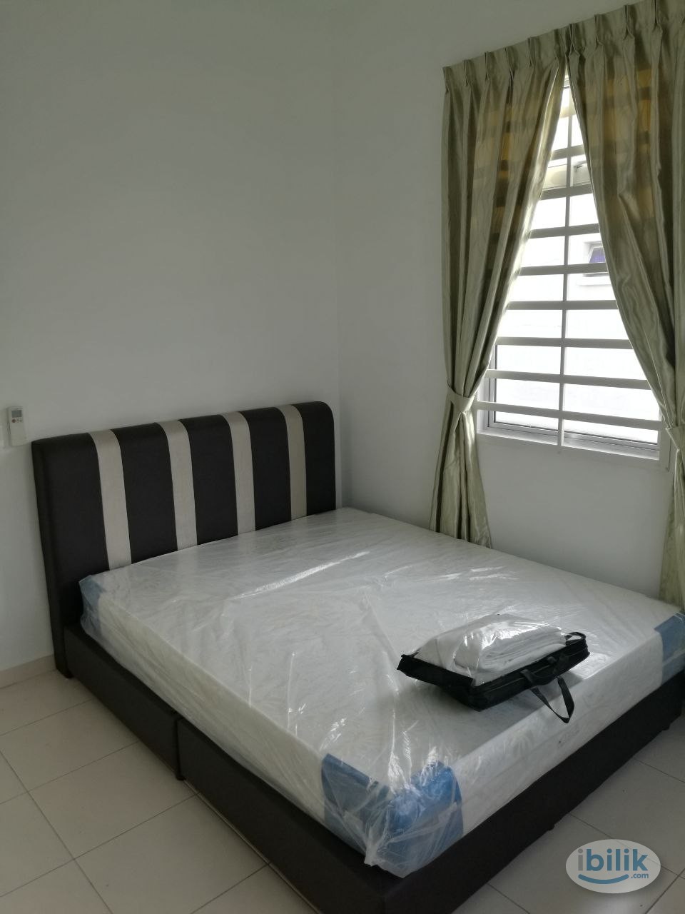 NO AGENT FEE :Middle Room 8 AVENUE @ (Bukit Indah): Gated & Guarded: Fully Furnish with Shared Toilet, Johor Bahru - Image 2