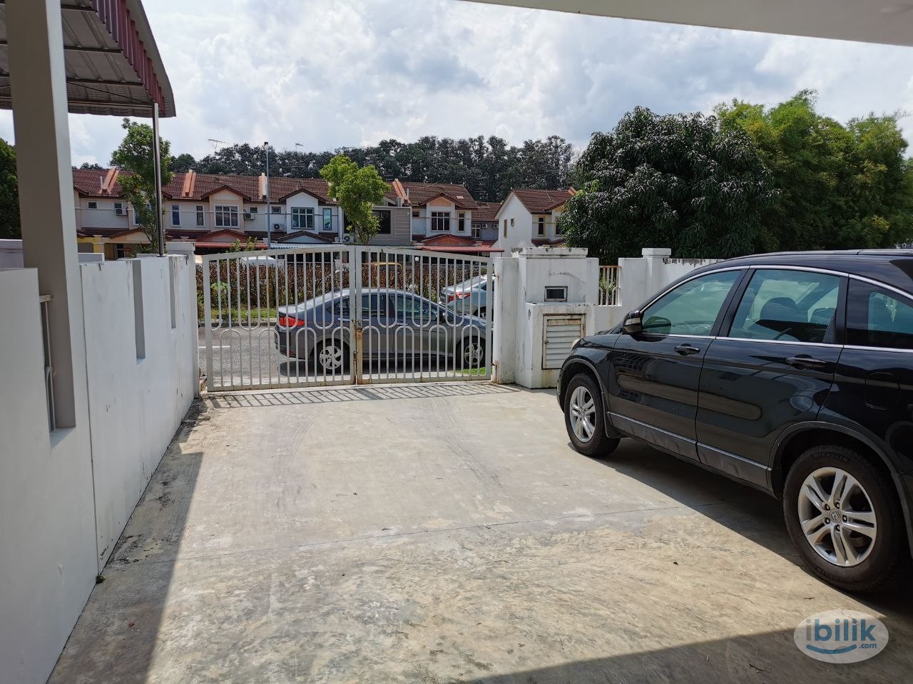 NO AGENT FEE :Middle Room 8 AVENUE @ (Bukit Indah): Gated & Guarded: Fully Furnish with Shared Toilet, Johor Bahru - Image 5